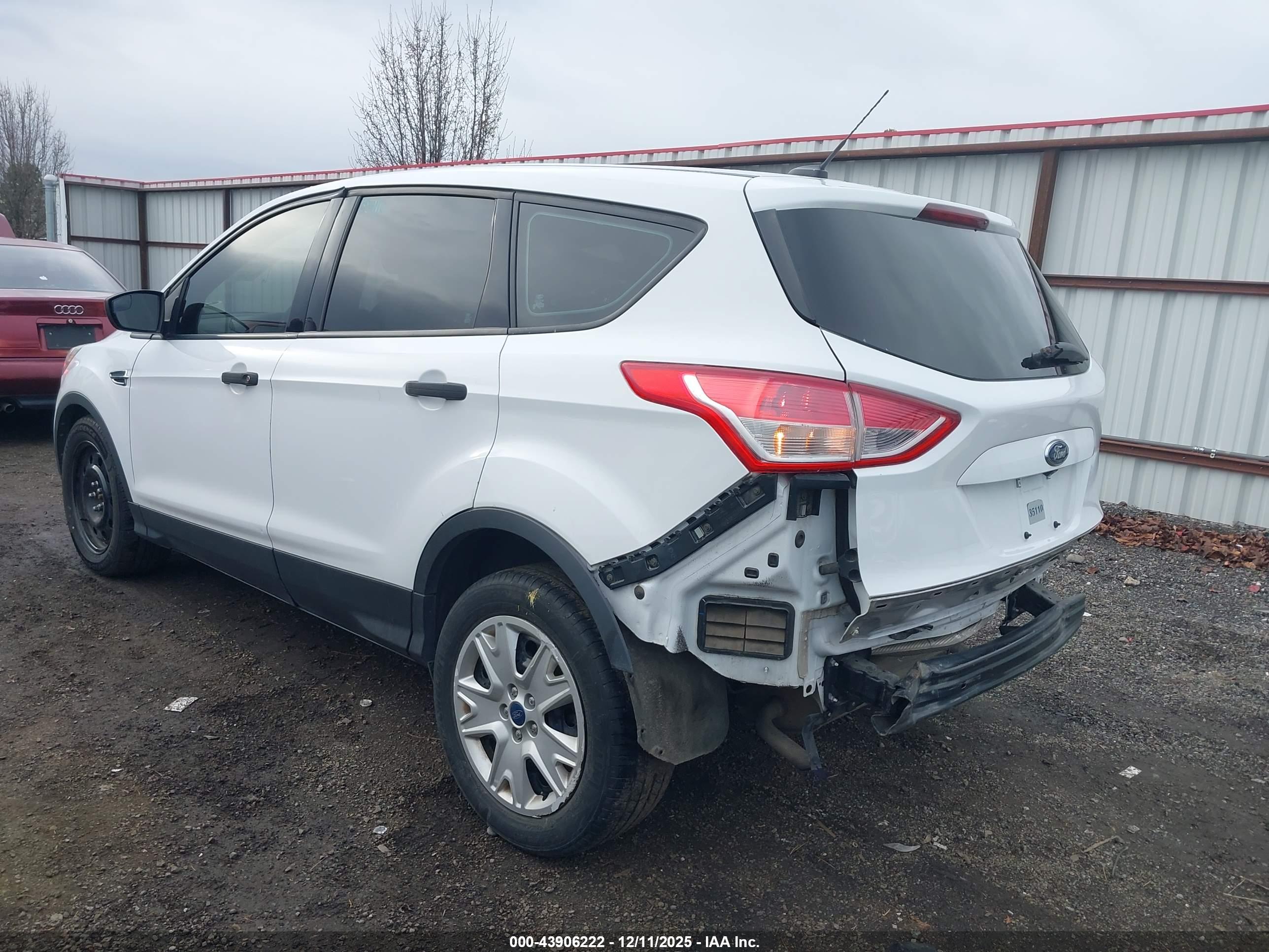FORD ESCAPE image 3