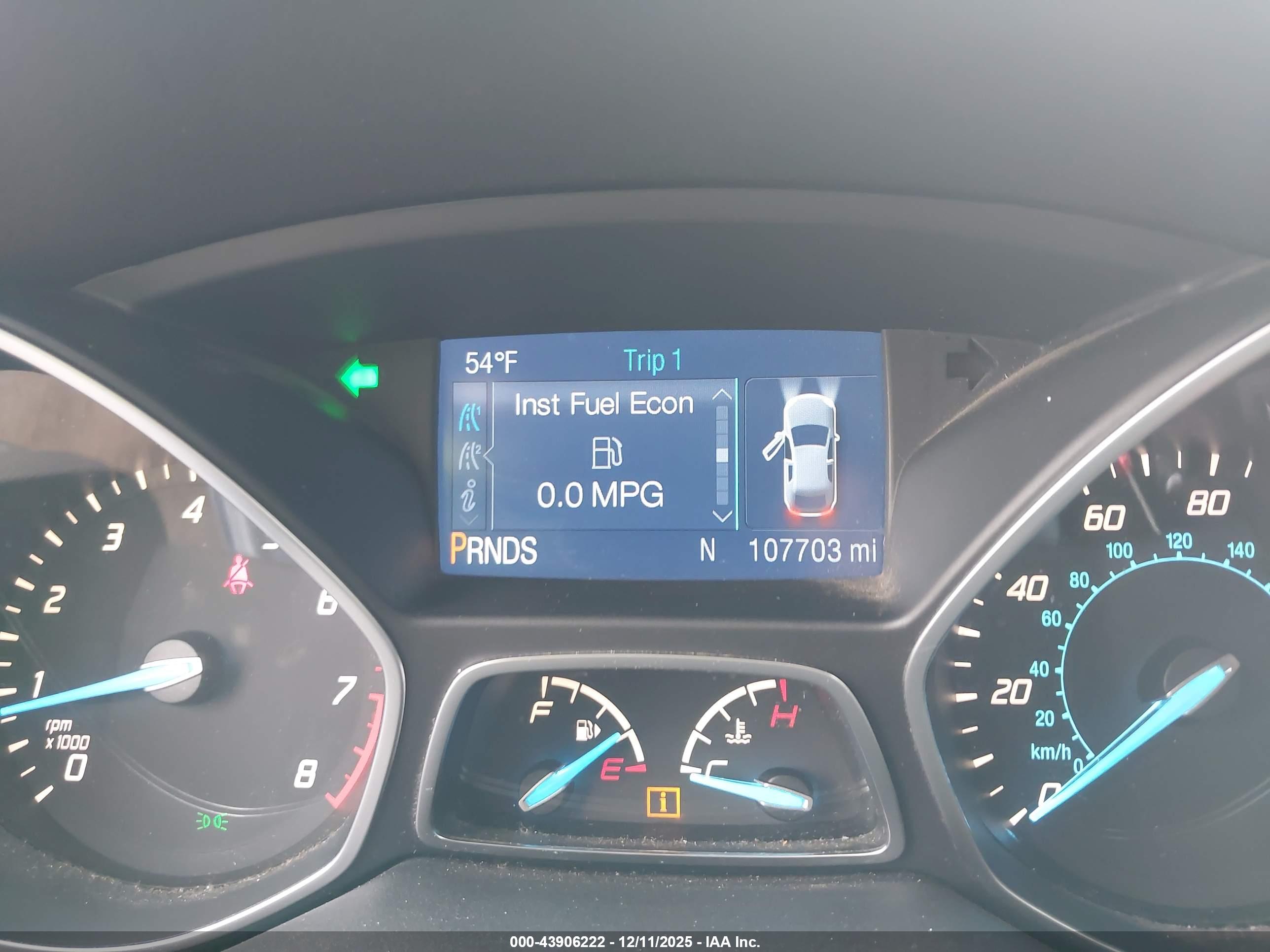 FORD ESCAPE image 7