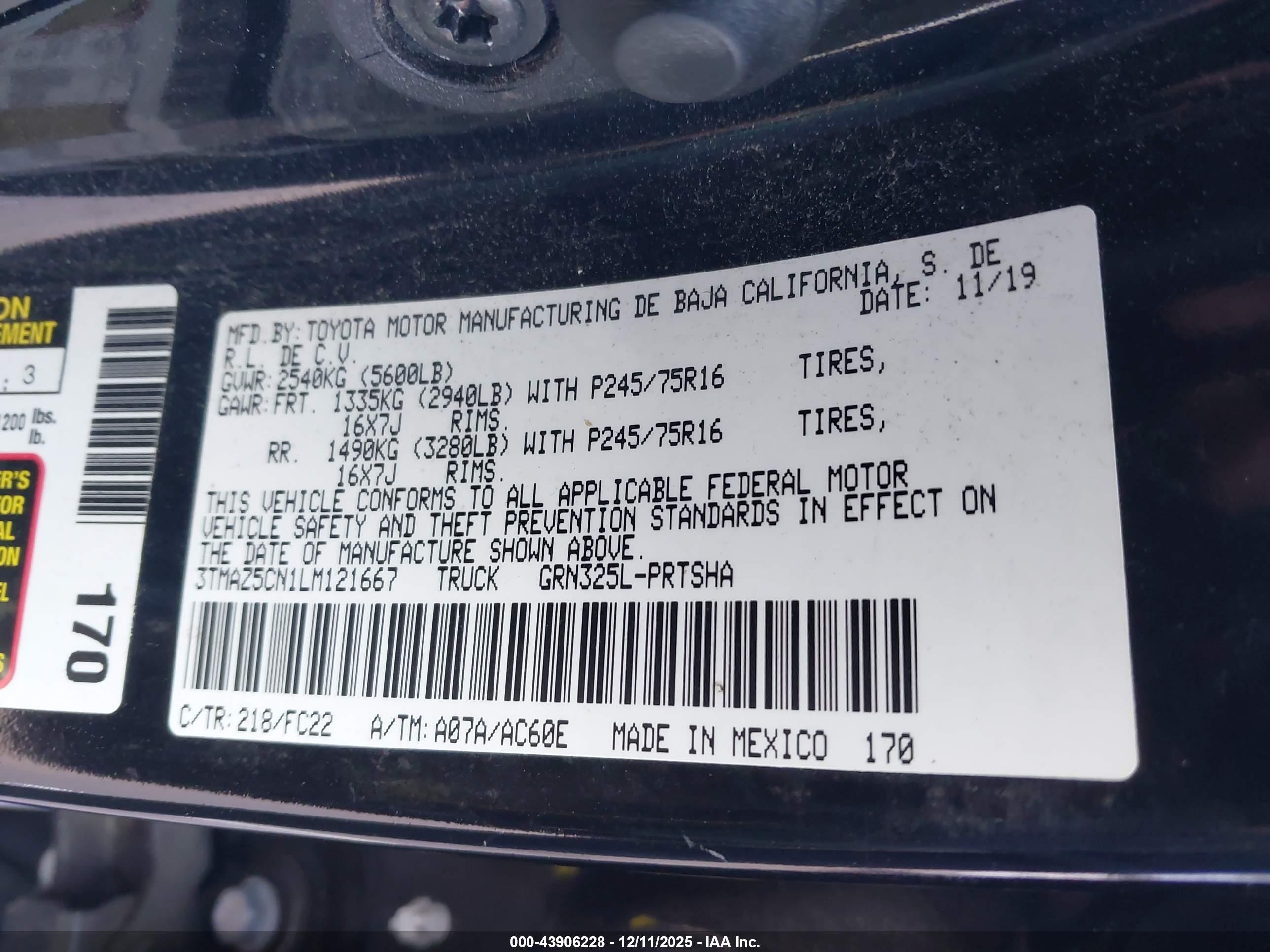 TOYOTA TACOMA image 9