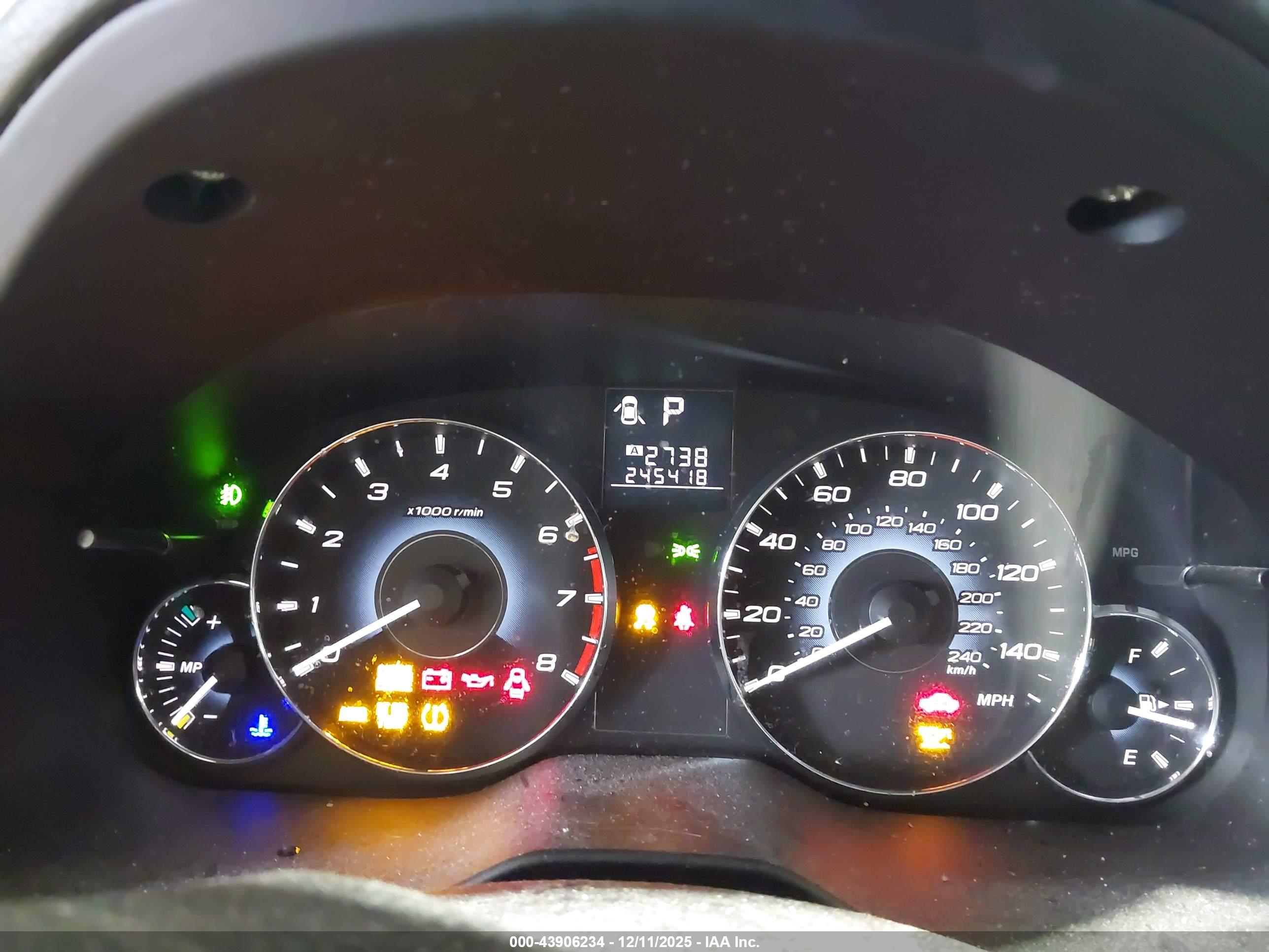 SUBARU OUTBACK image 7