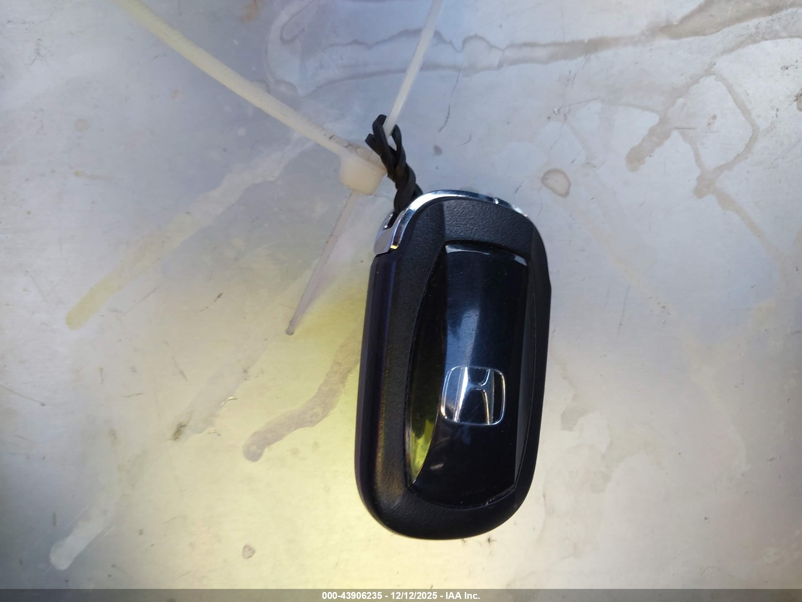 HONDA CIVIC image 11