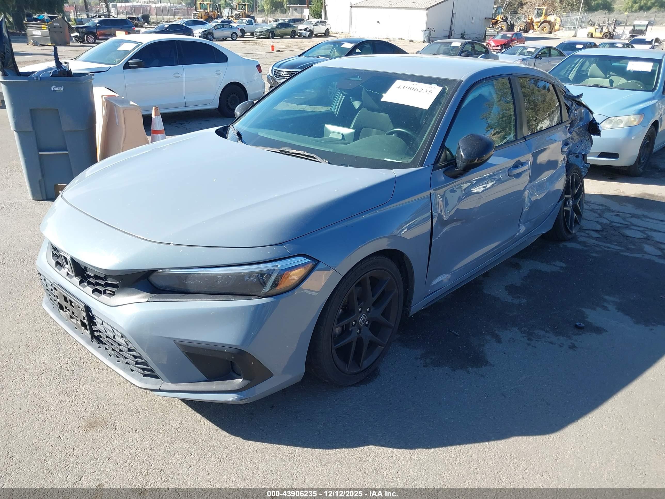 HONDA CIVIC image 2