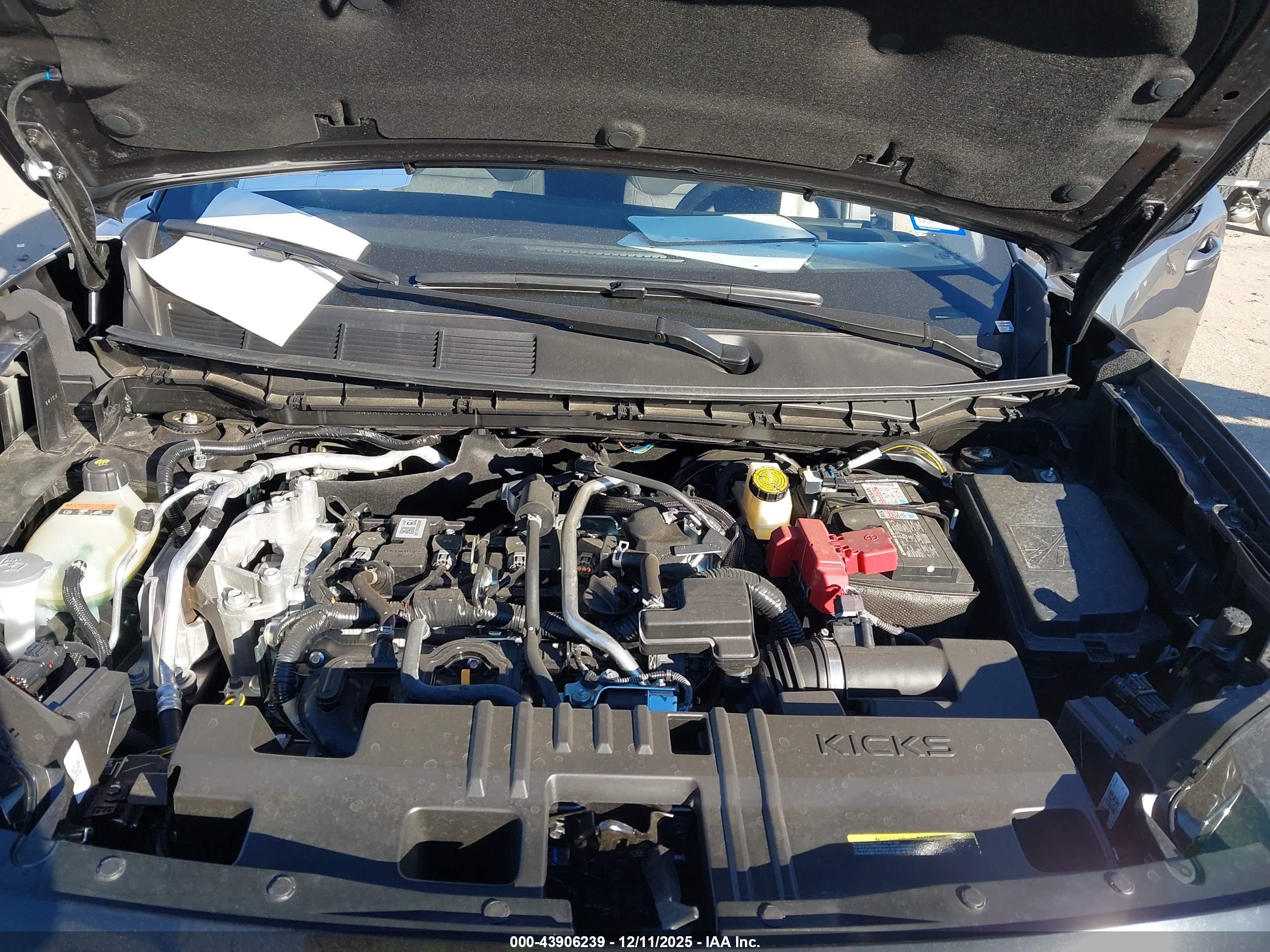 NISSAN KICKS image 10