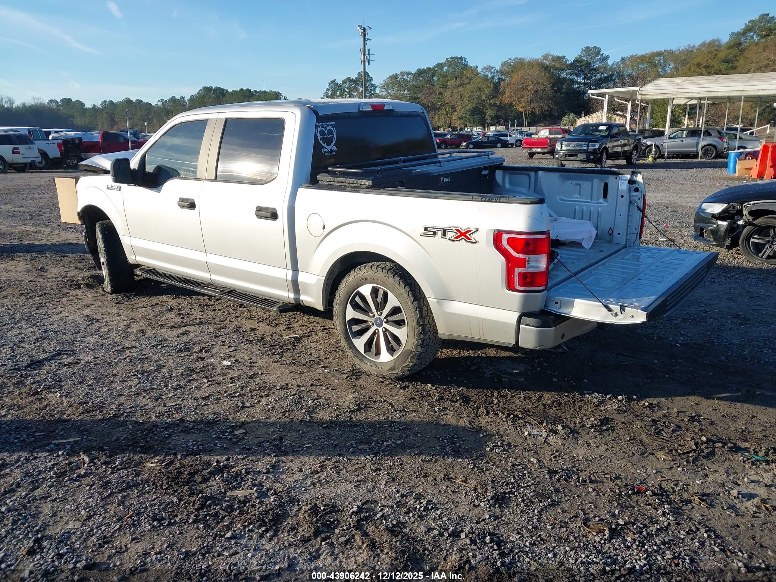 FORD F-150 image 3