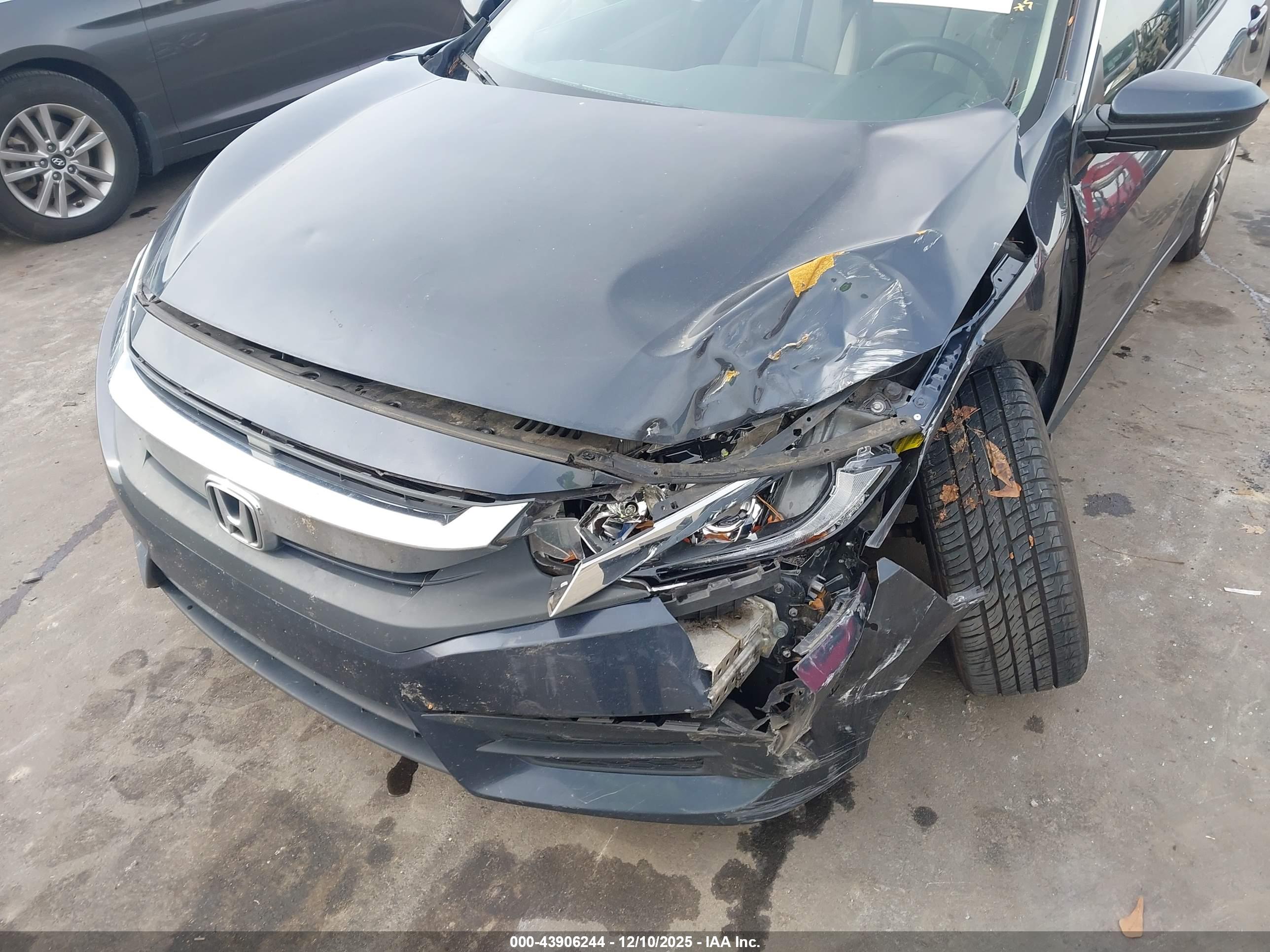 HONDA CIVIC image 6