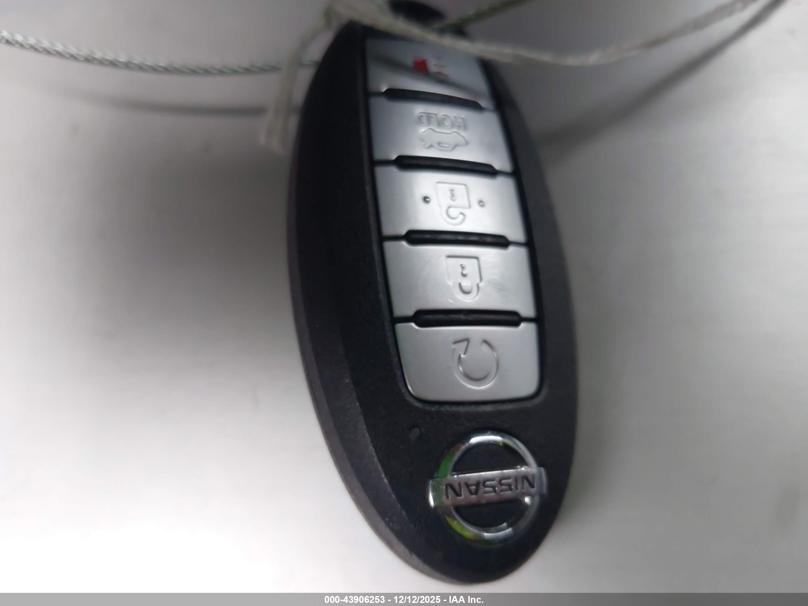 NISSAN SENTRA image 11