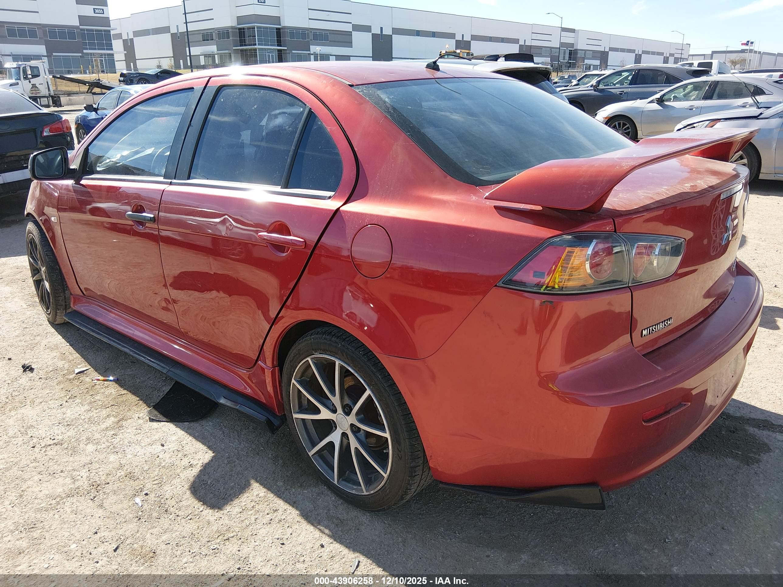 MITSUBISHI LANCER image 3