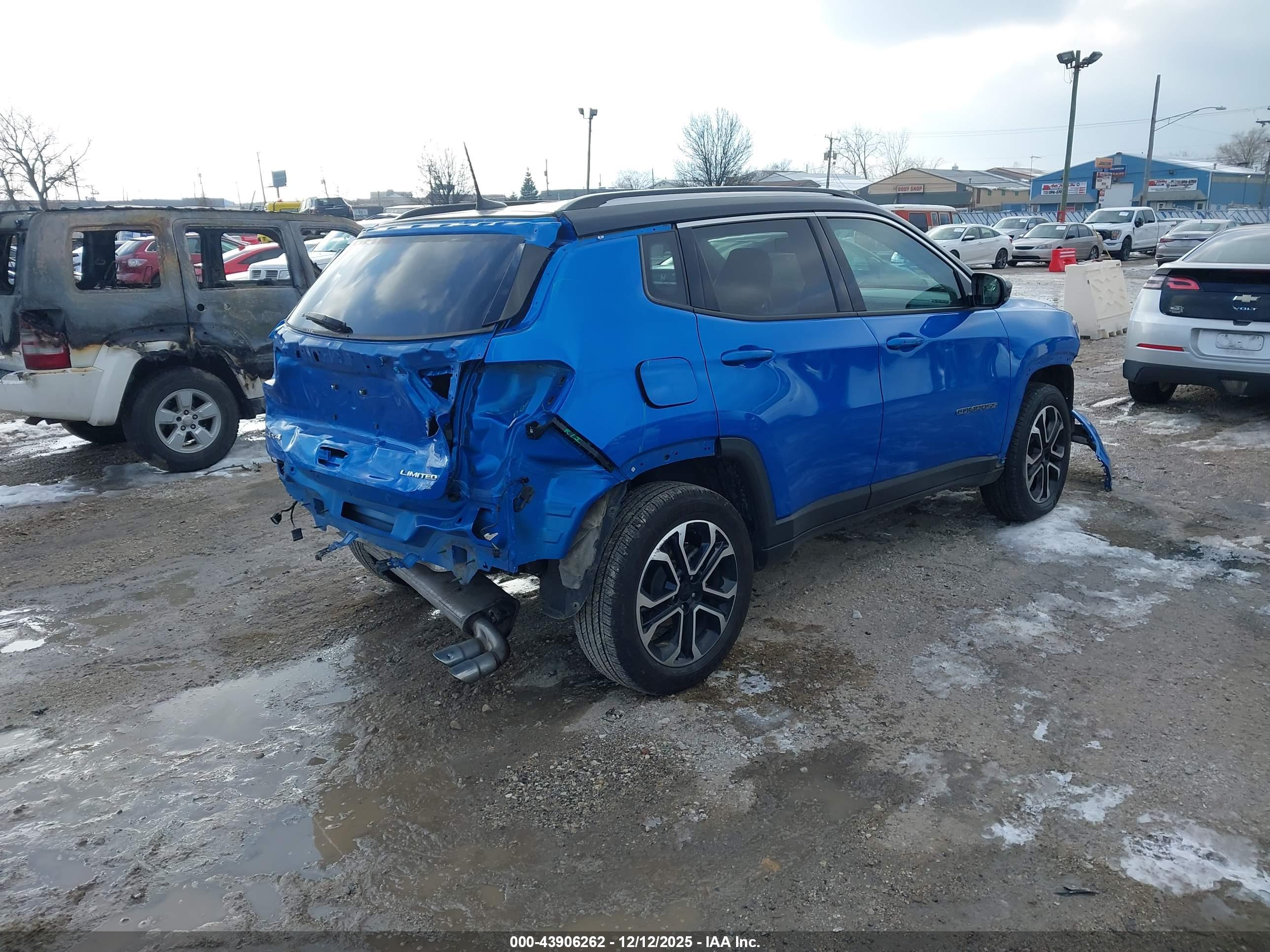 JEEP COMPASS image 4