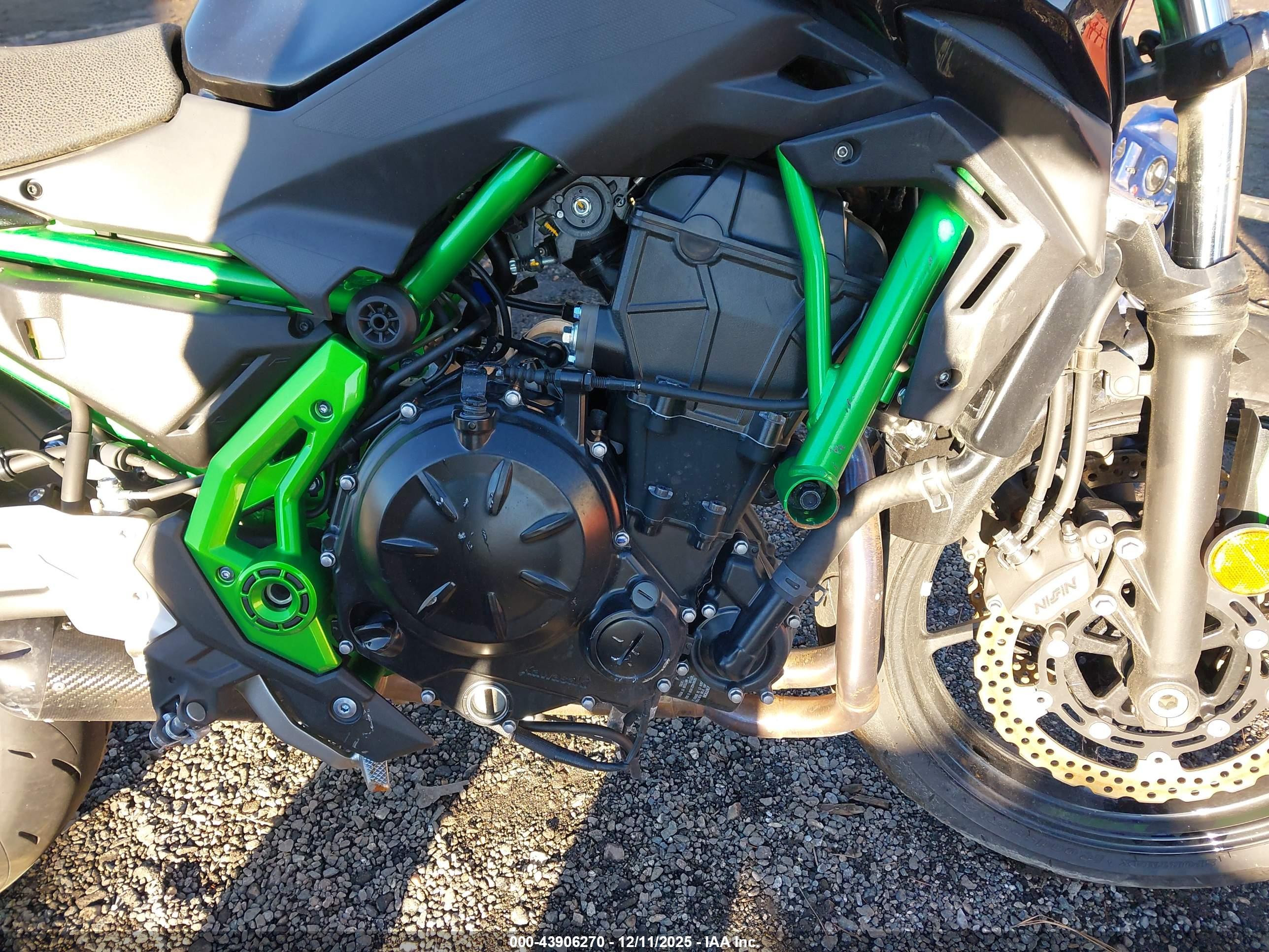 KAWASAKI ER650 image 8