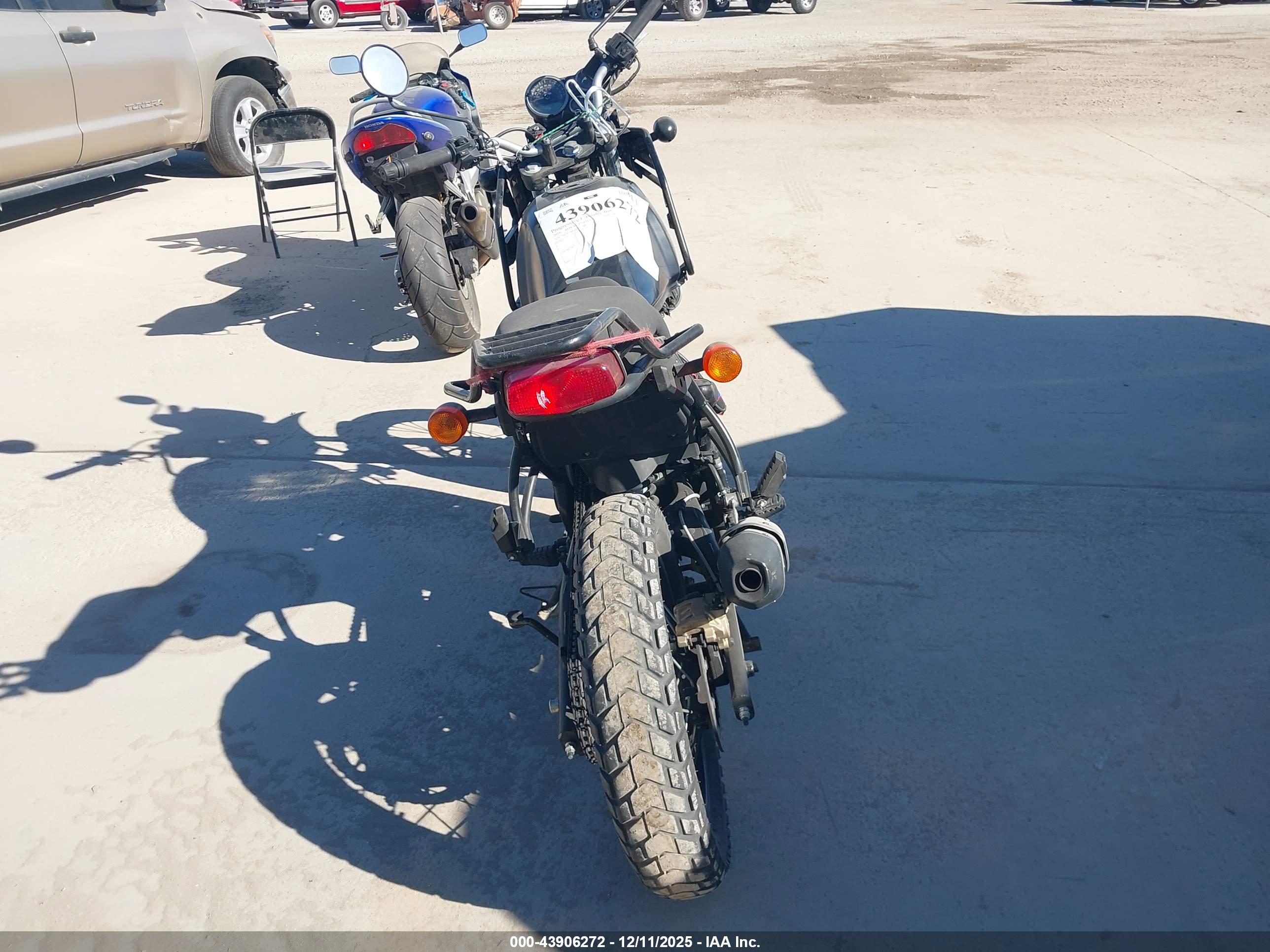 ROYAL ENFIELD image 6