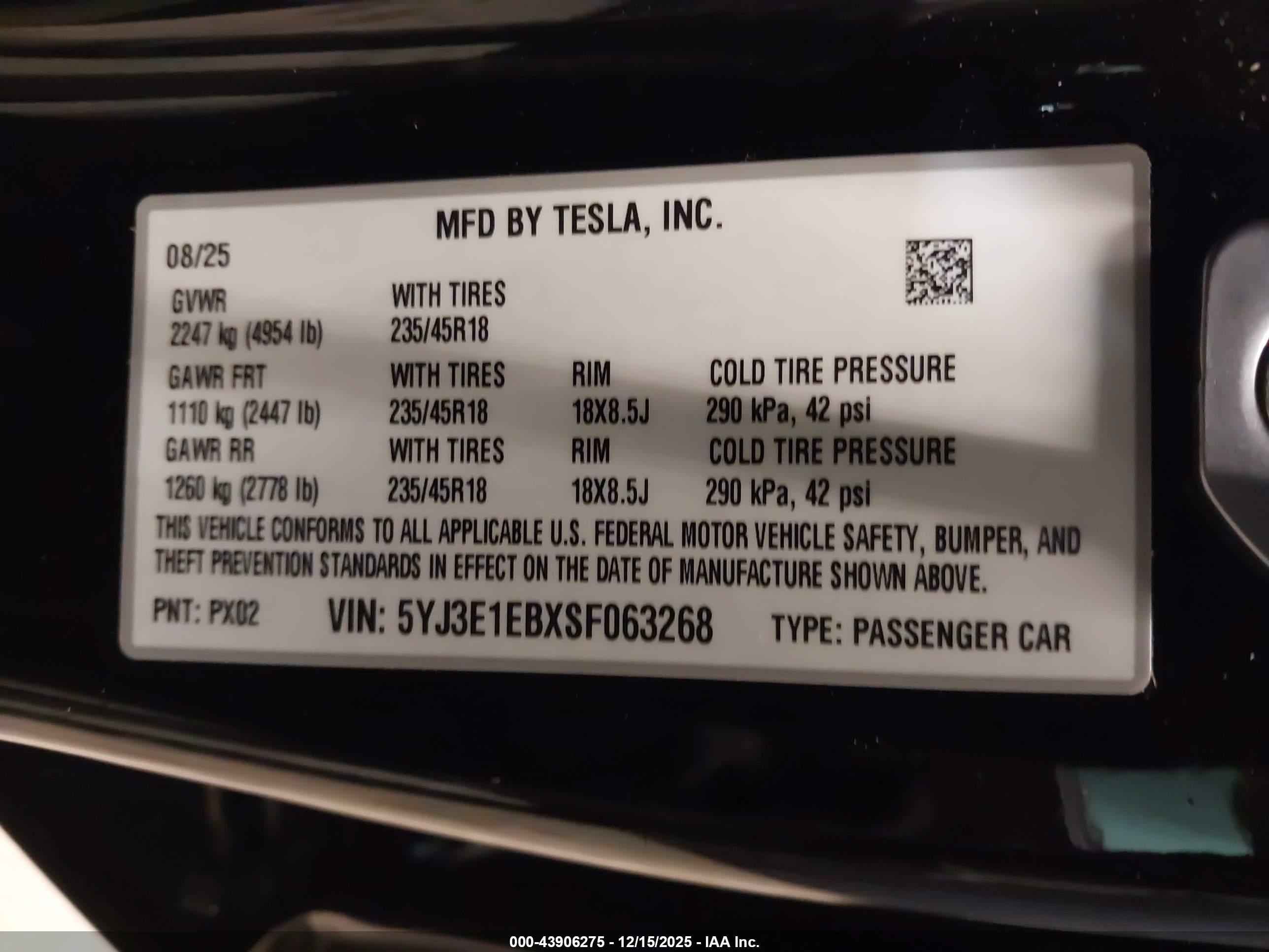 TESLA MODEL image 9