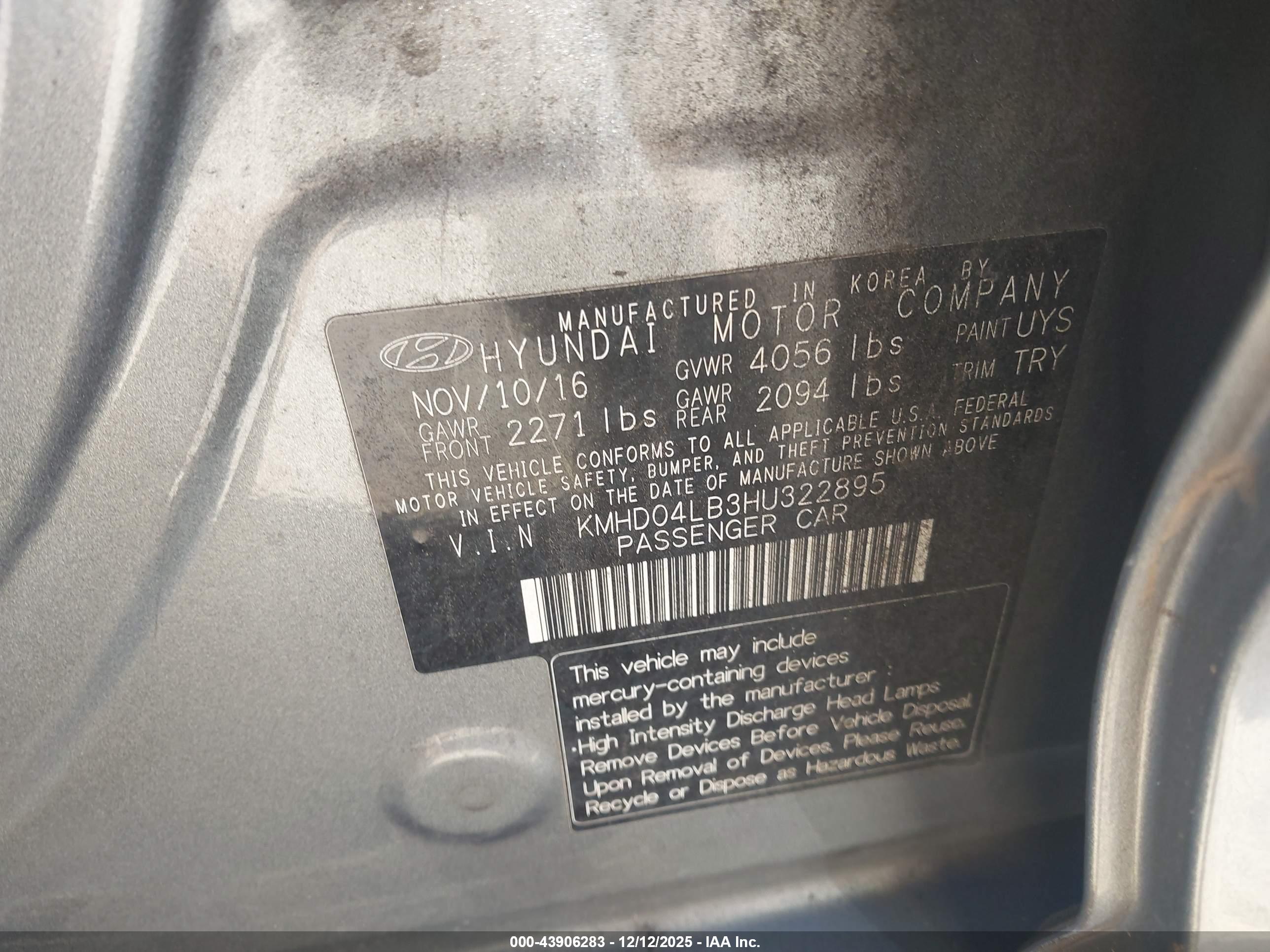 HYUNDAI ELANTRA image 9