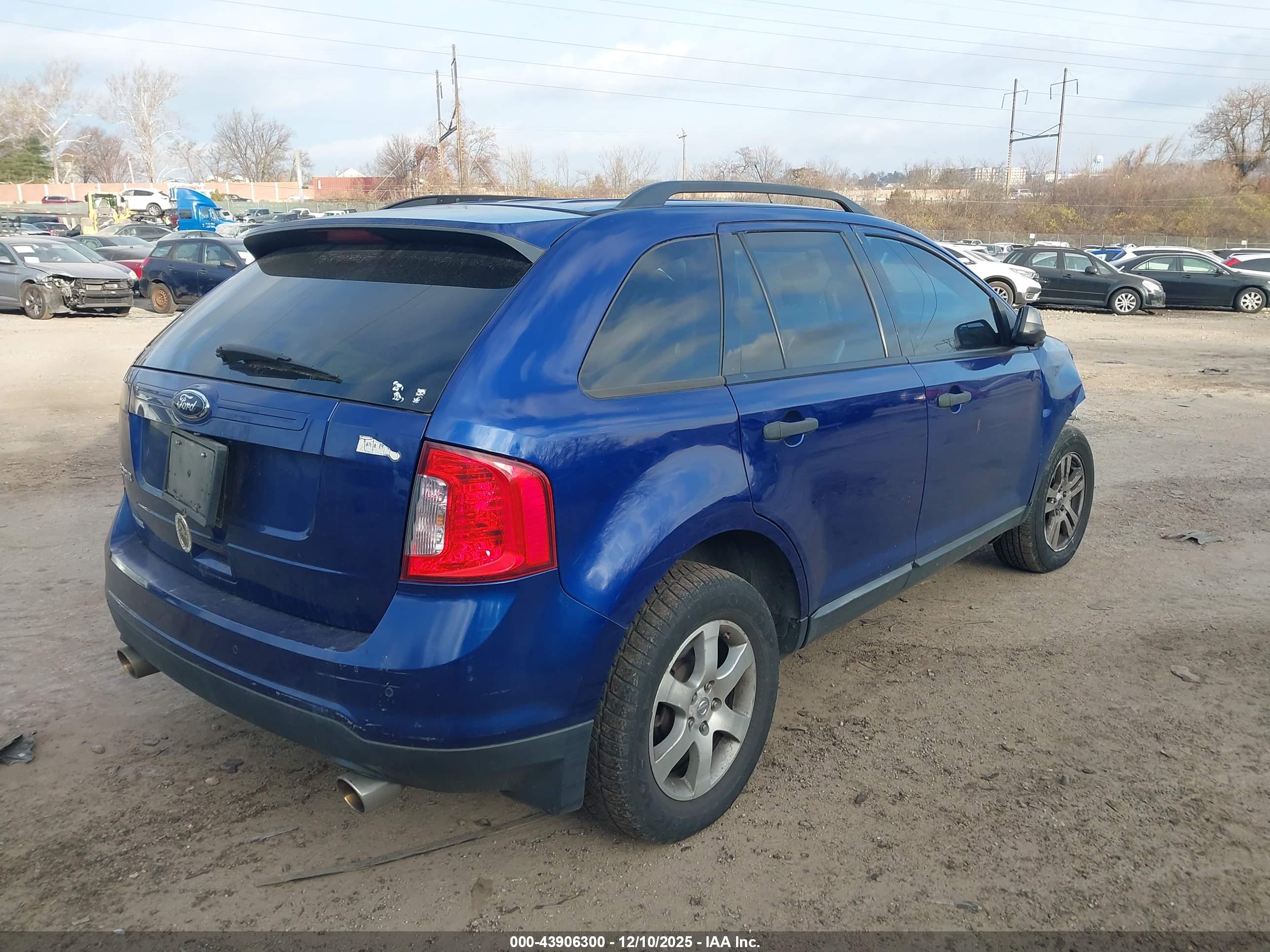 FORD EDGE image 4