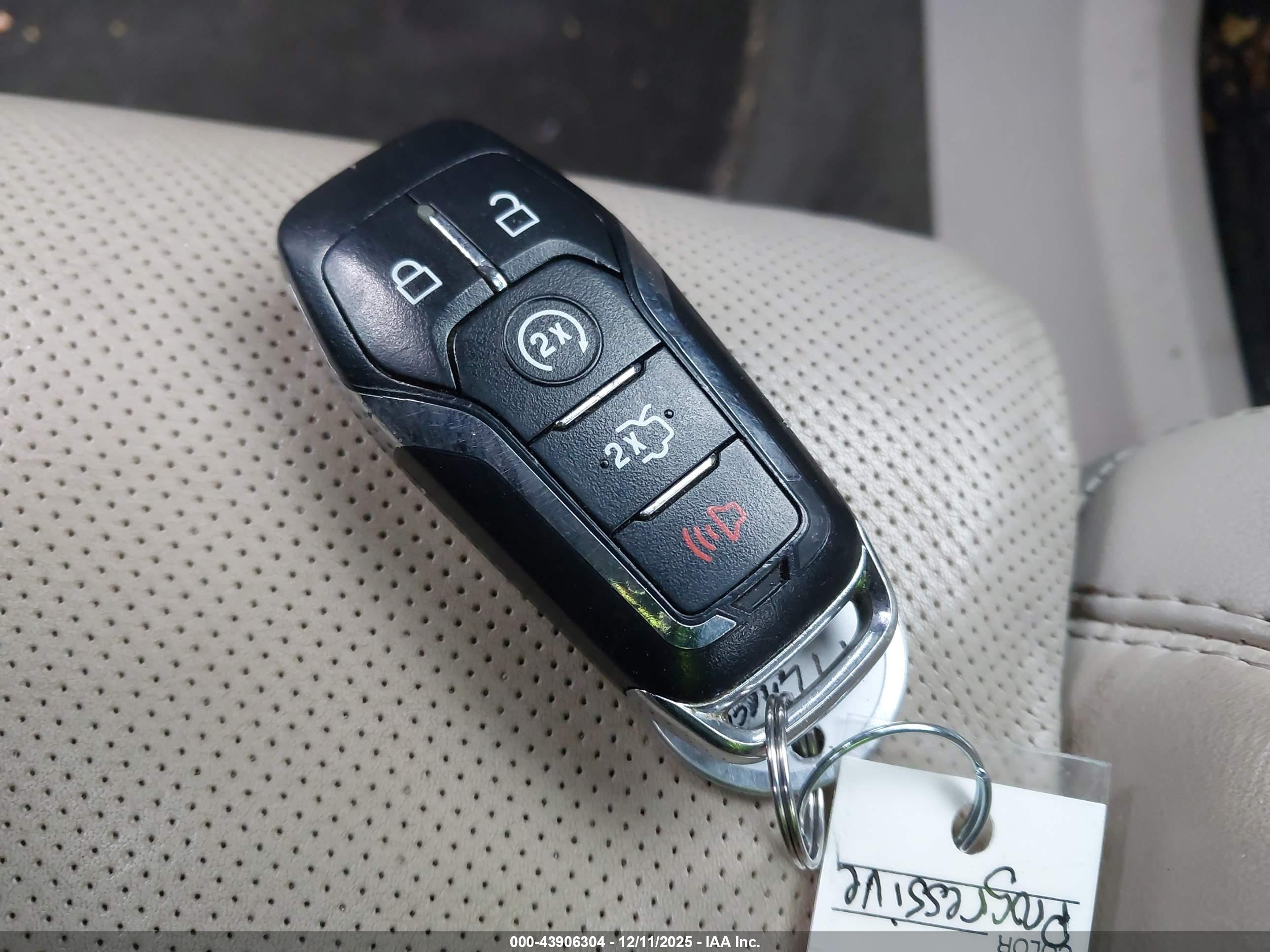 LINCOLN MKX image 11