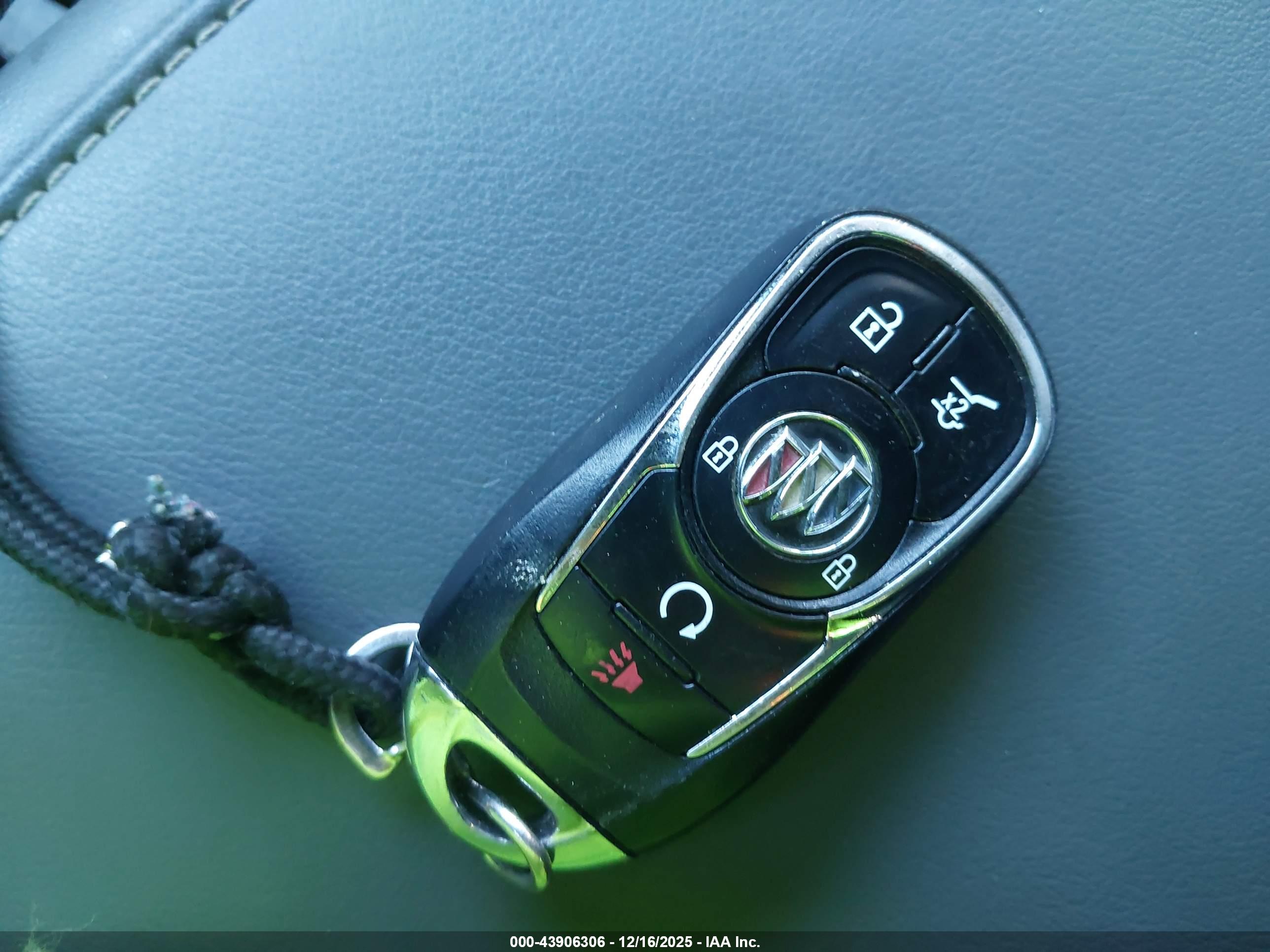 BUICK ENCLAVE image 11