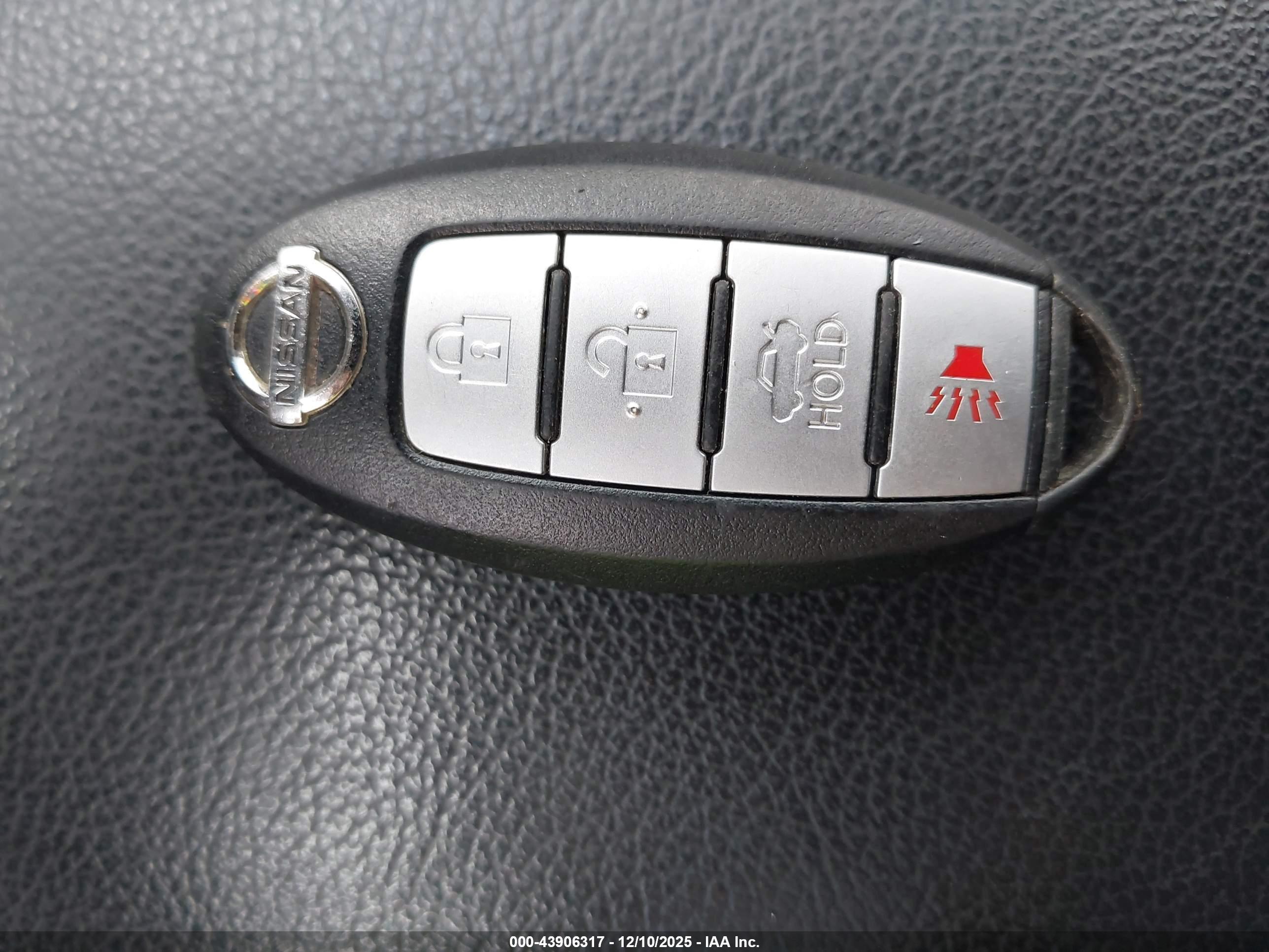 NISSAN ALTIMA image 11
