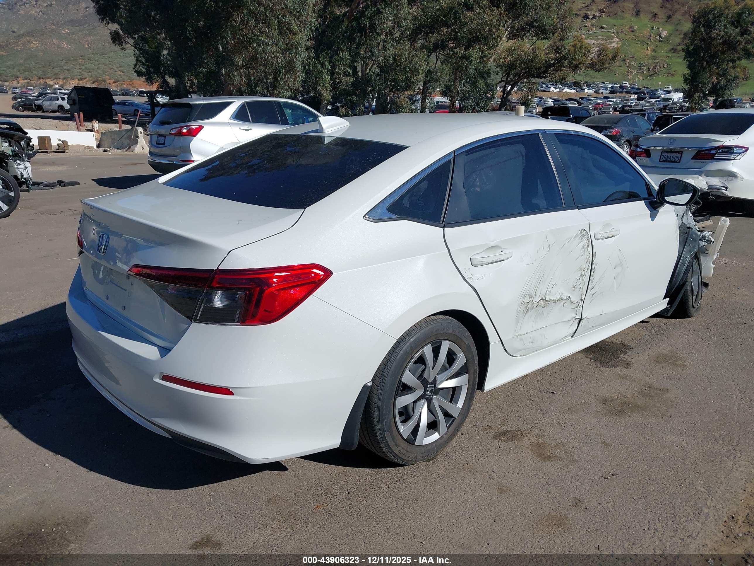 HONDA CIVIC image 4