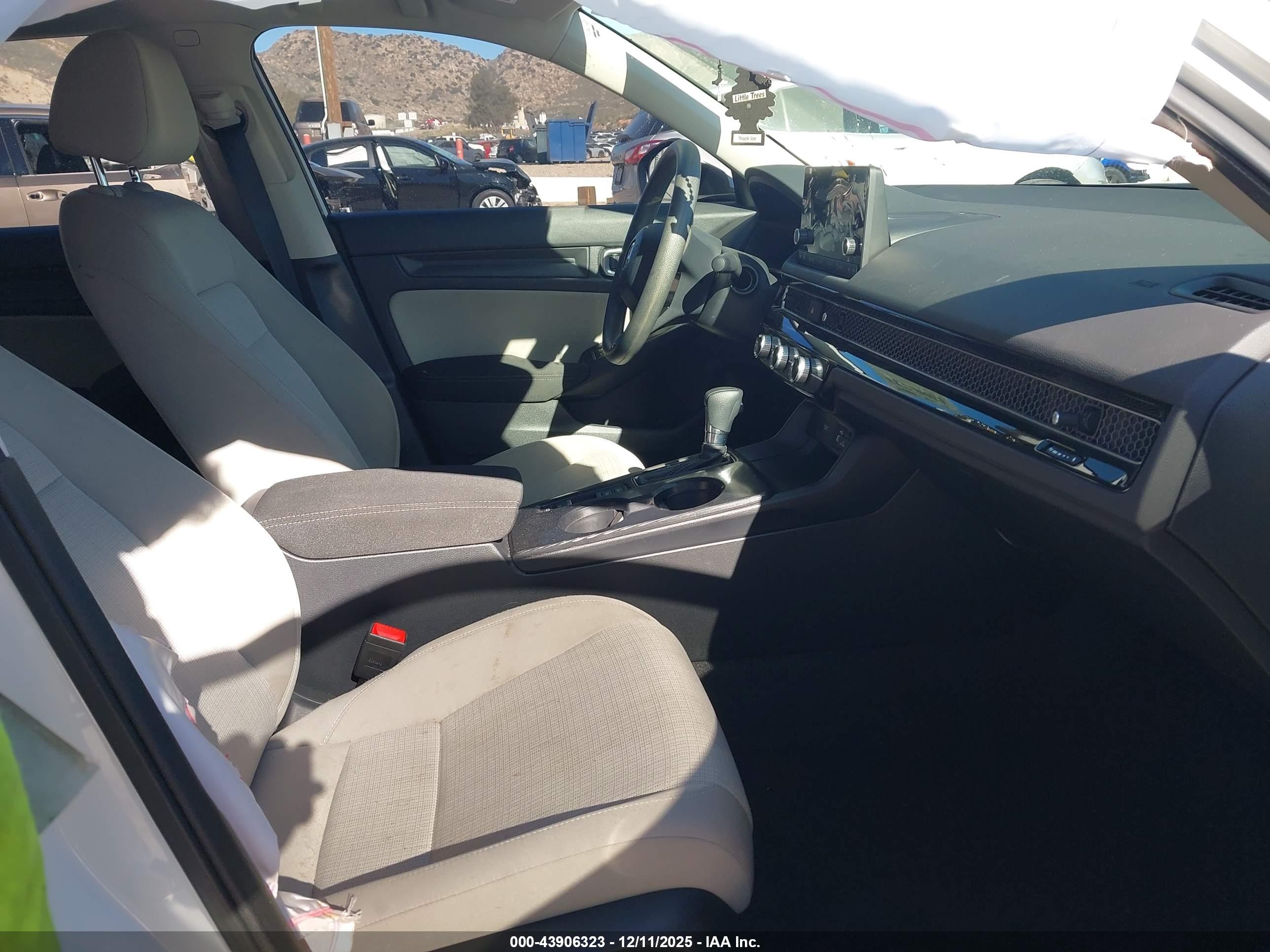 HONDA CIVIC image 5
