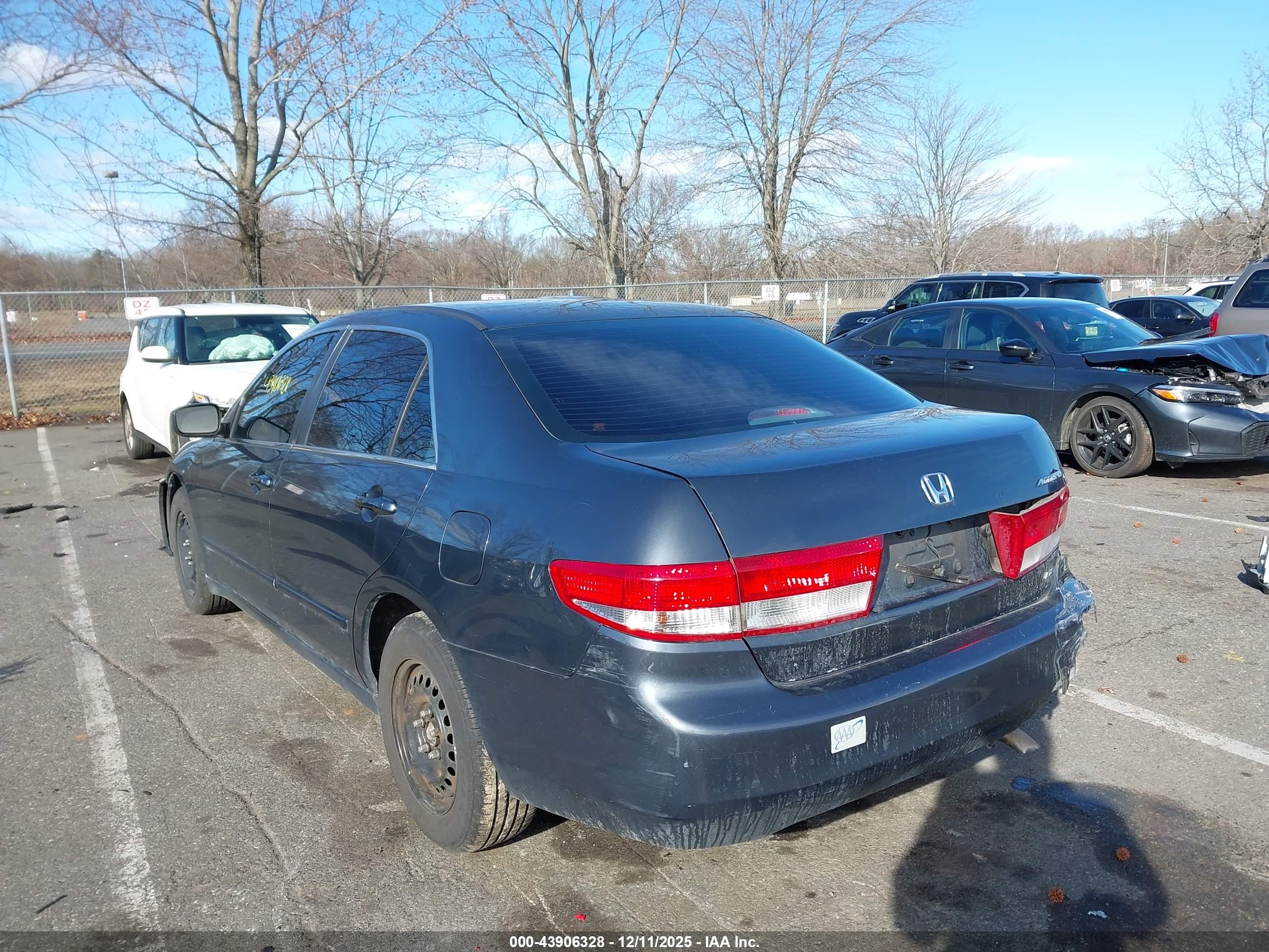 HONDA ACCORD image 3