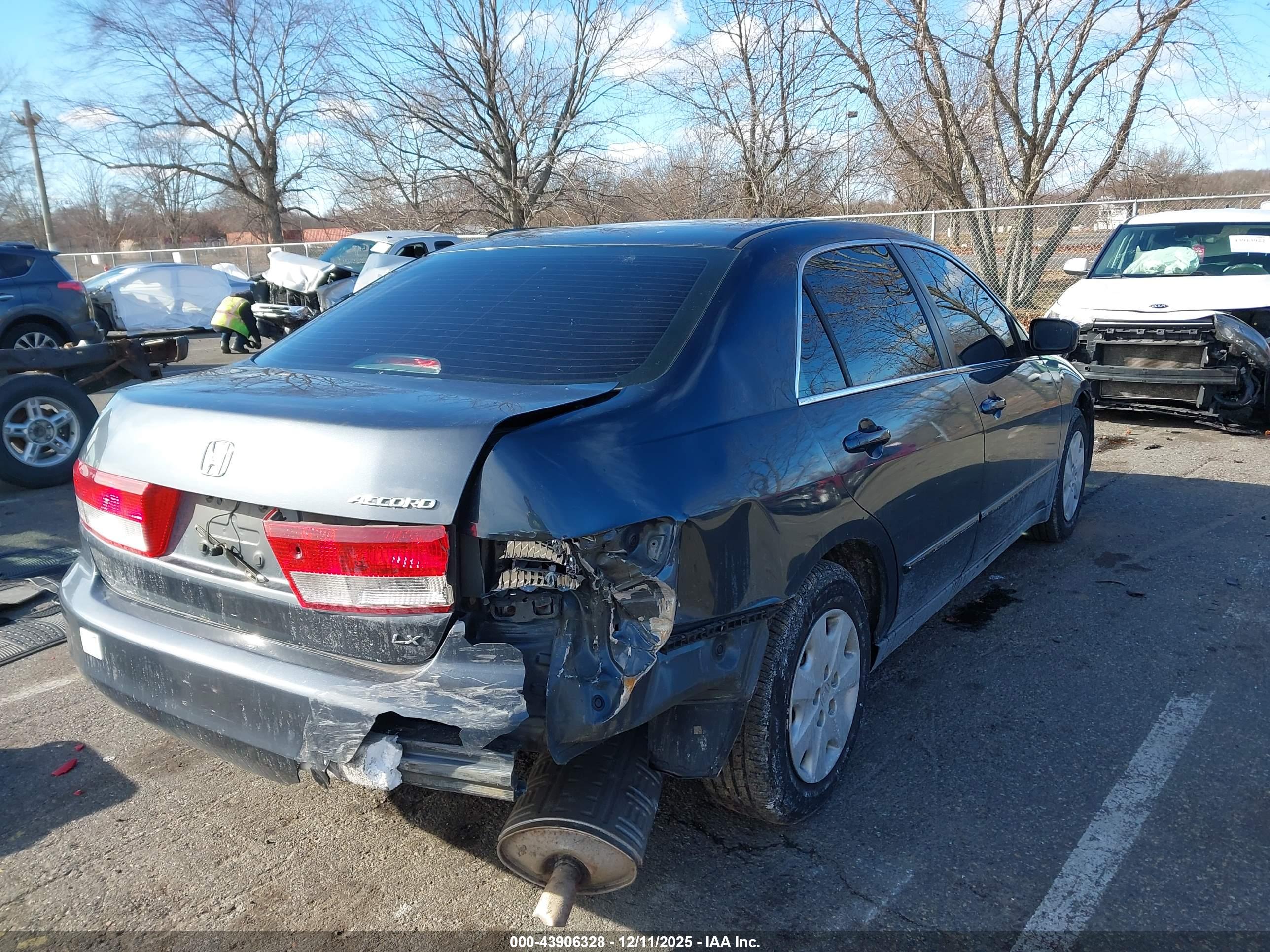 HONDA ACCORD image 4