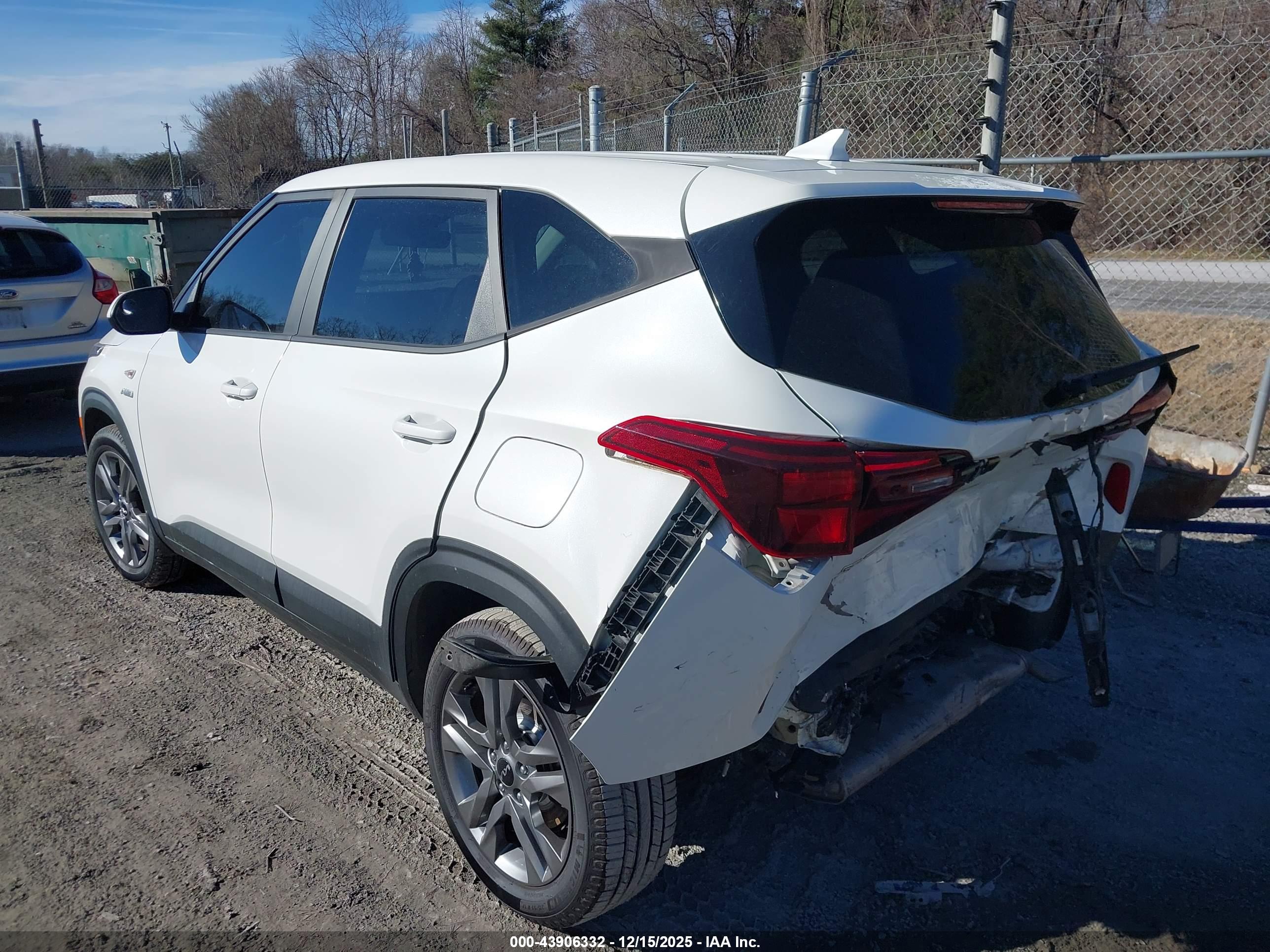 KIA SELTOS image 3