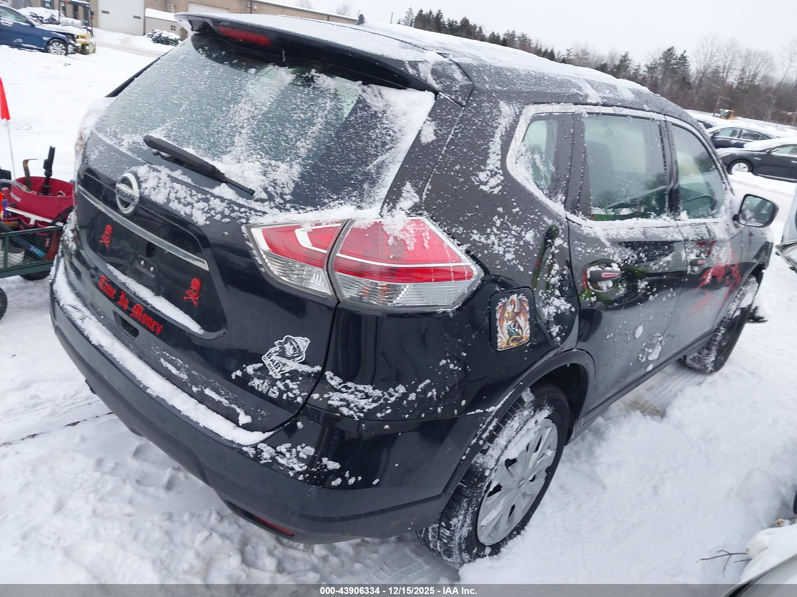 NISSAN ROGUE image 4