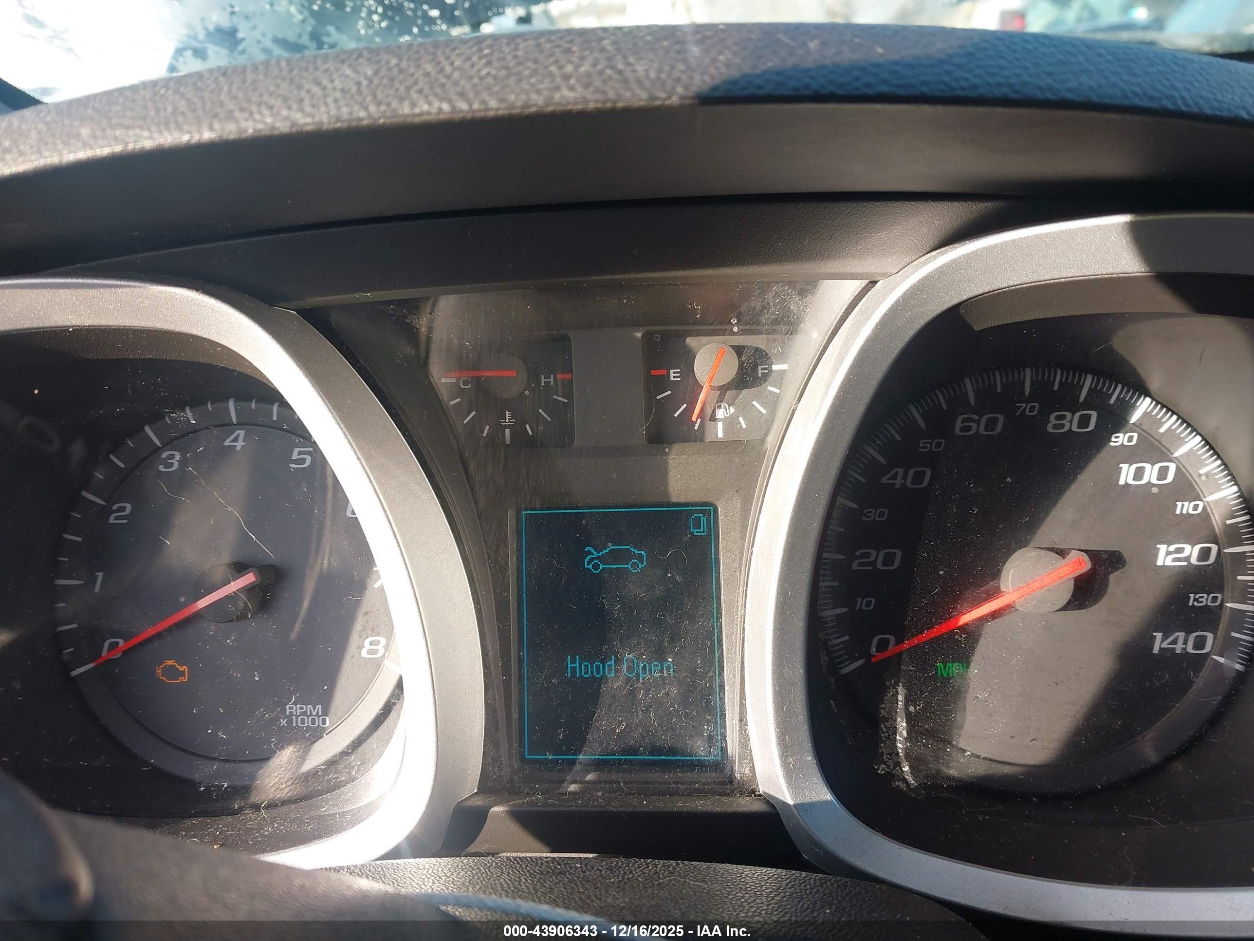 CHEVROLET EQUINOX image 7