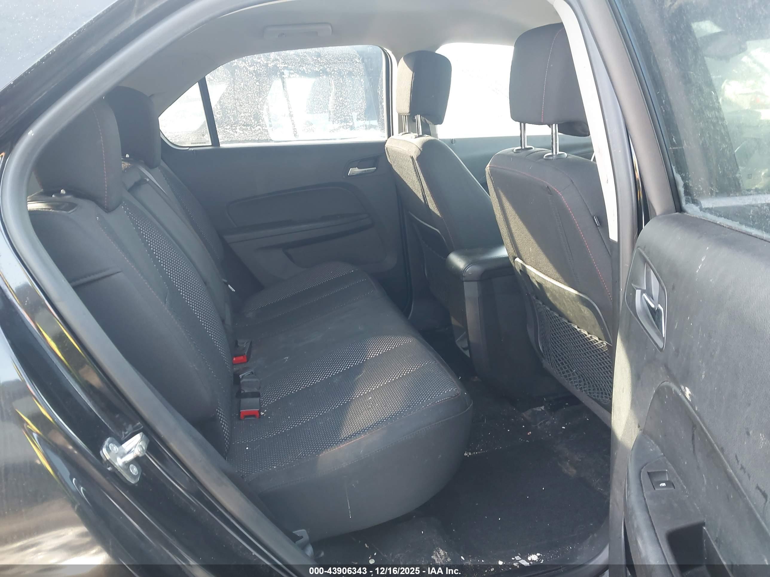 CHEVROLET EQUINOX image 8