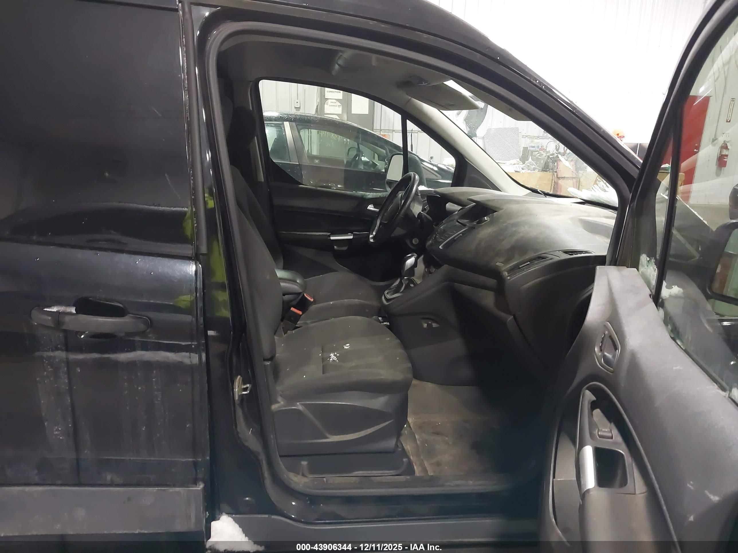 FORD TRANSIT image 5