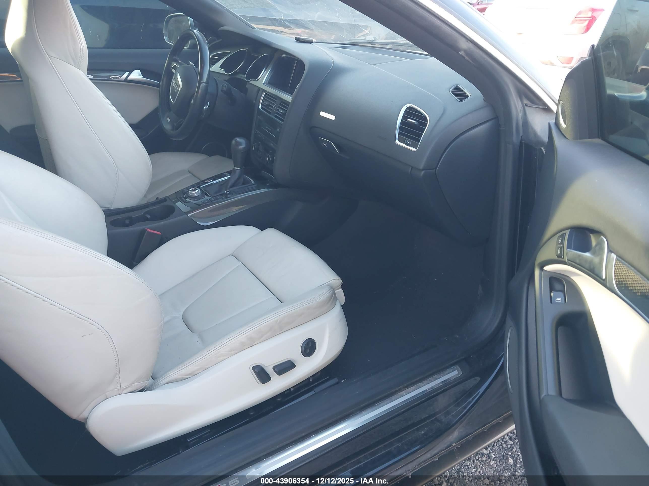 AUDI S5 image 5