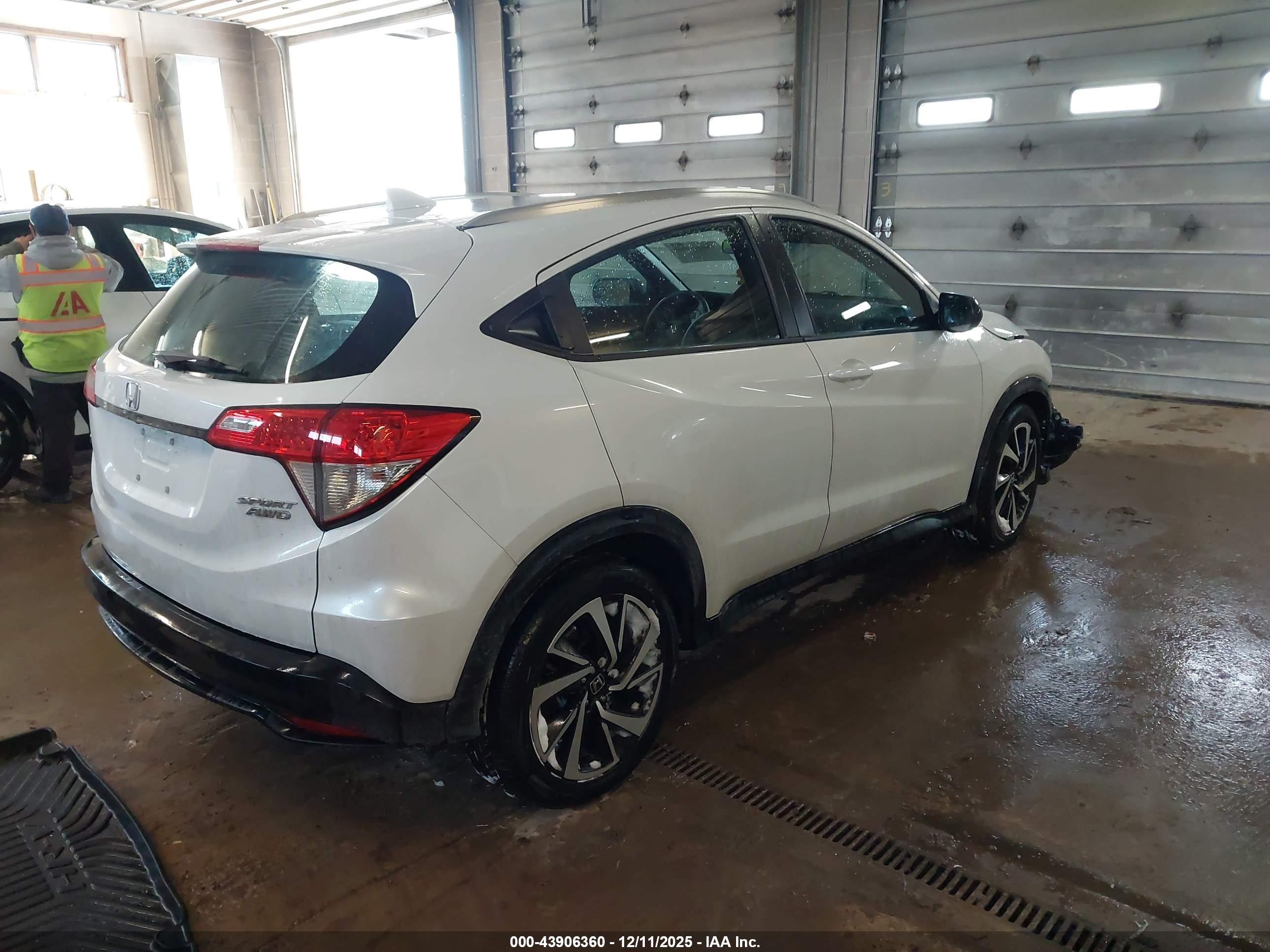 HONDA HR-V image 4