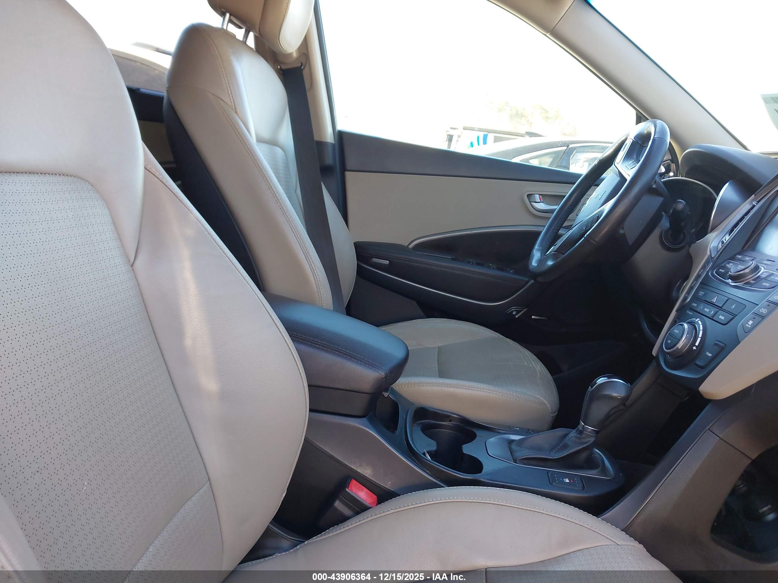 HYUNDAI SANTA image 5