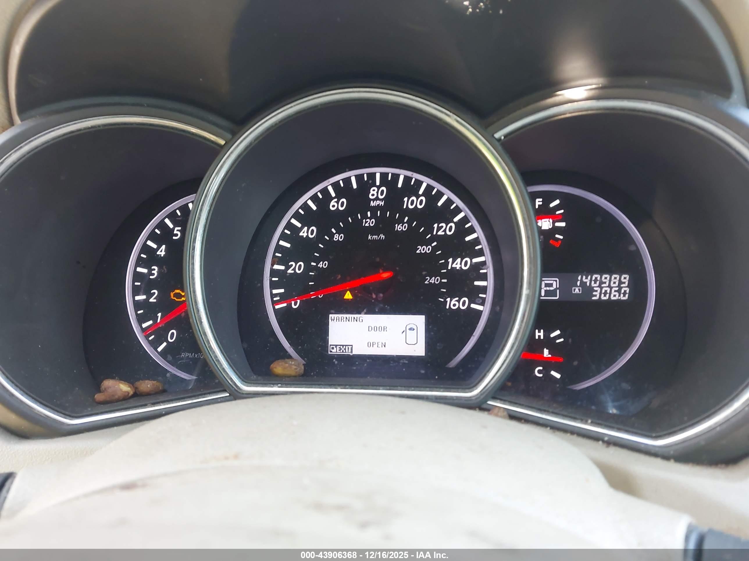 NISSAN MURANO image 7