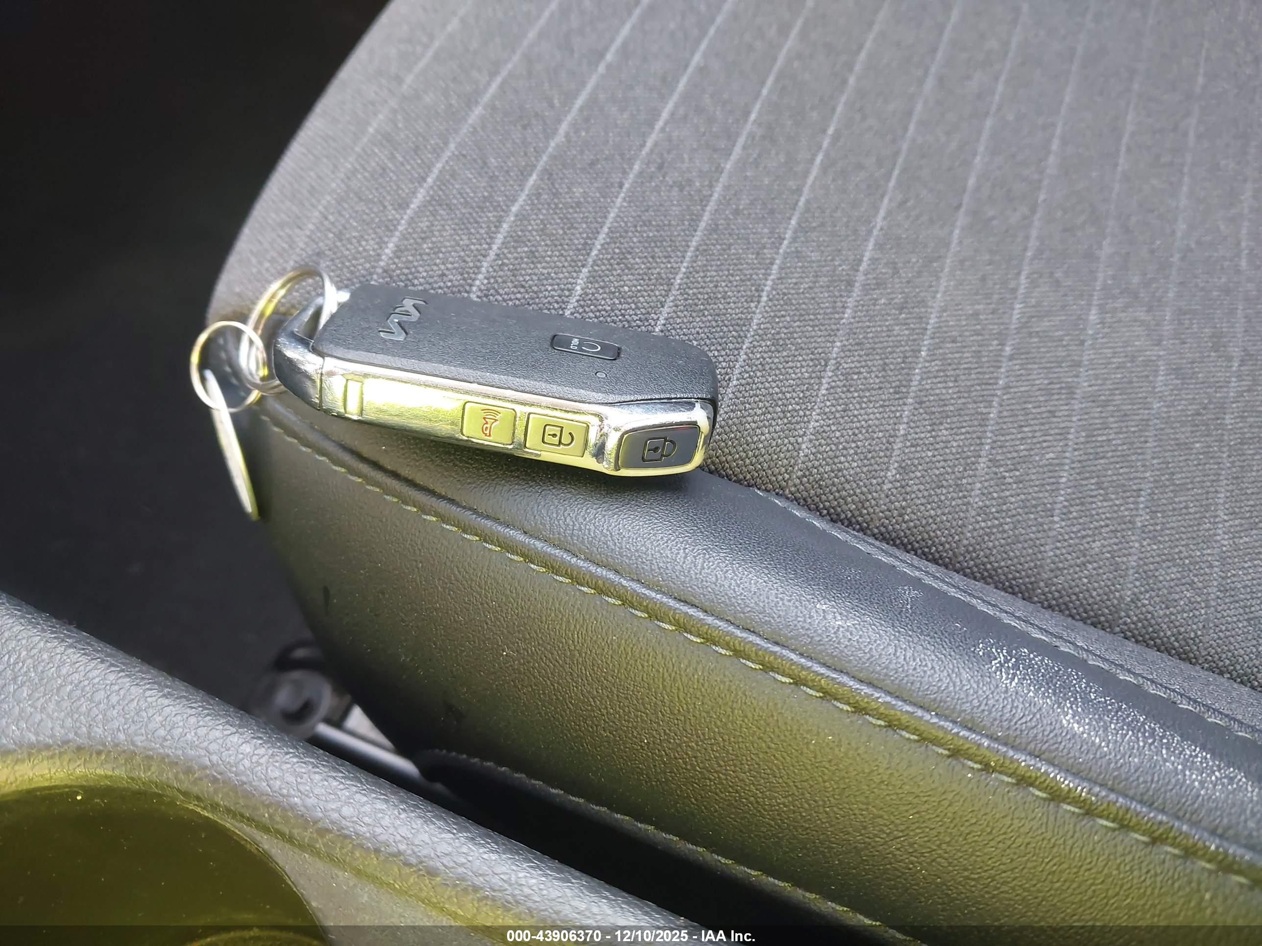 KIA SELTOS image 11