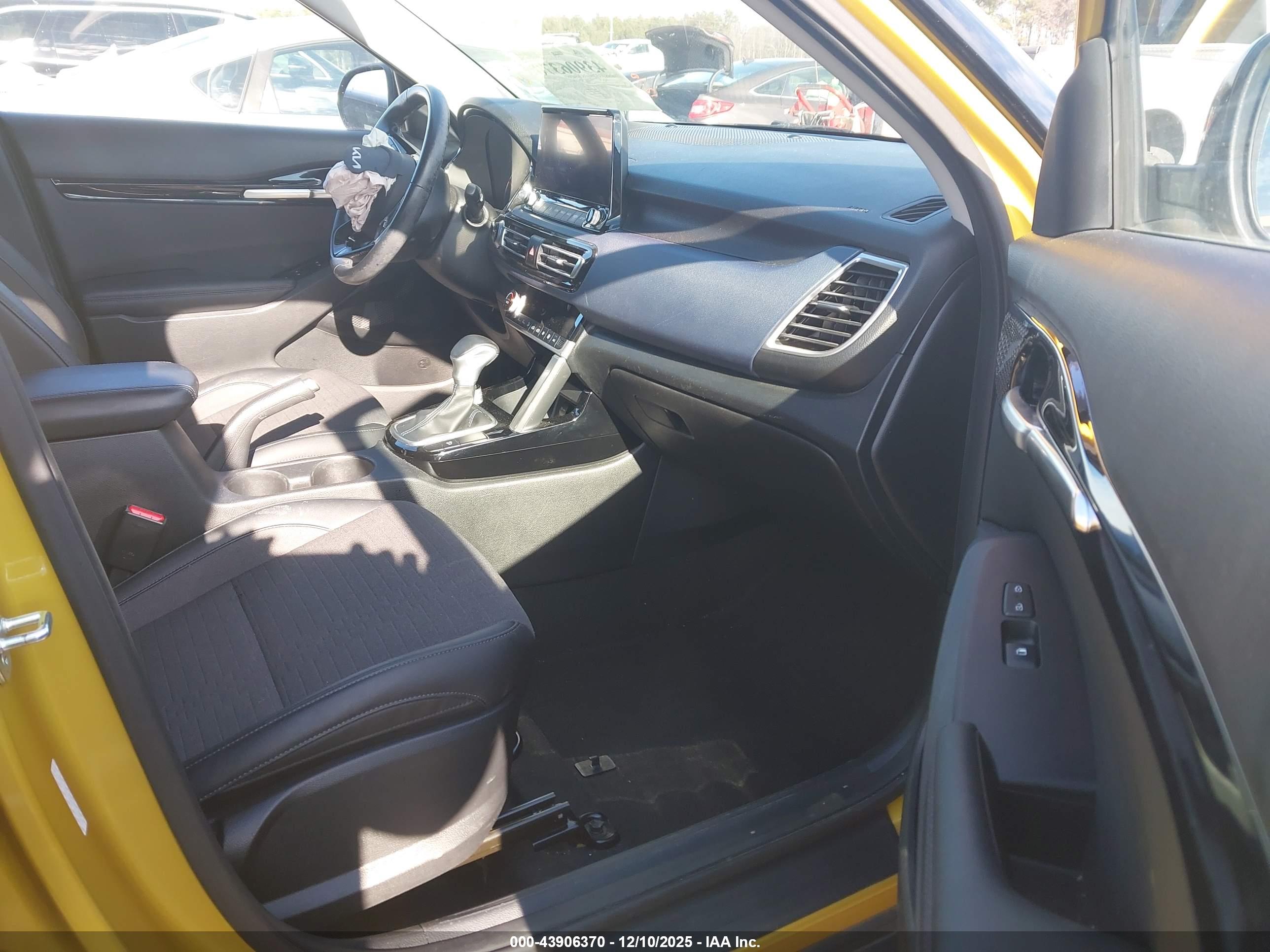 KIA SELTOS image 5