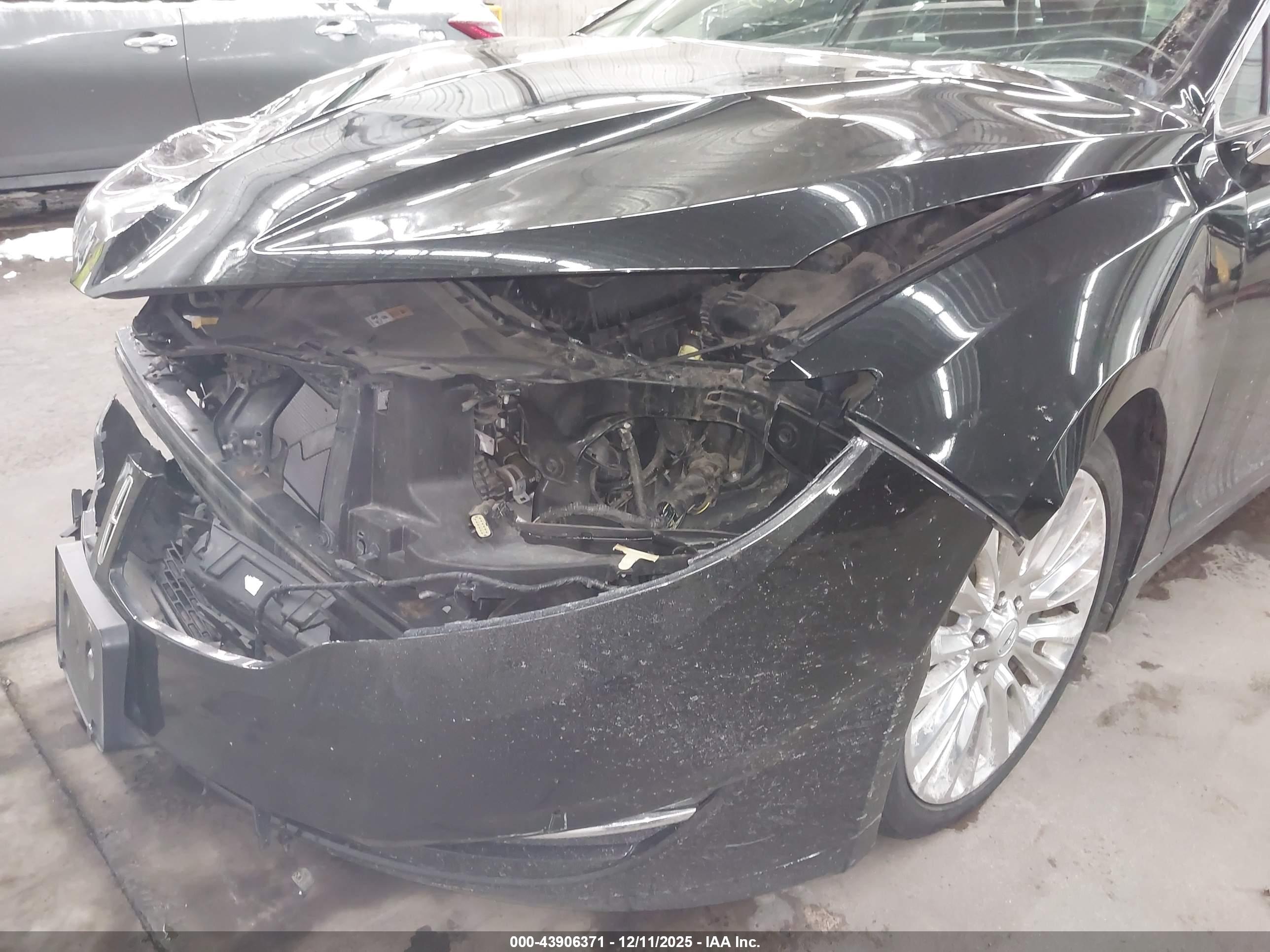 LINCOLN MKZ image 6