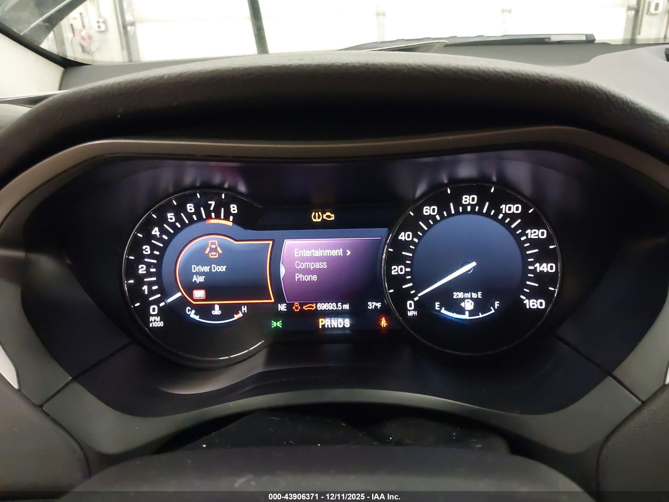 LINCOLN MKZ image 7