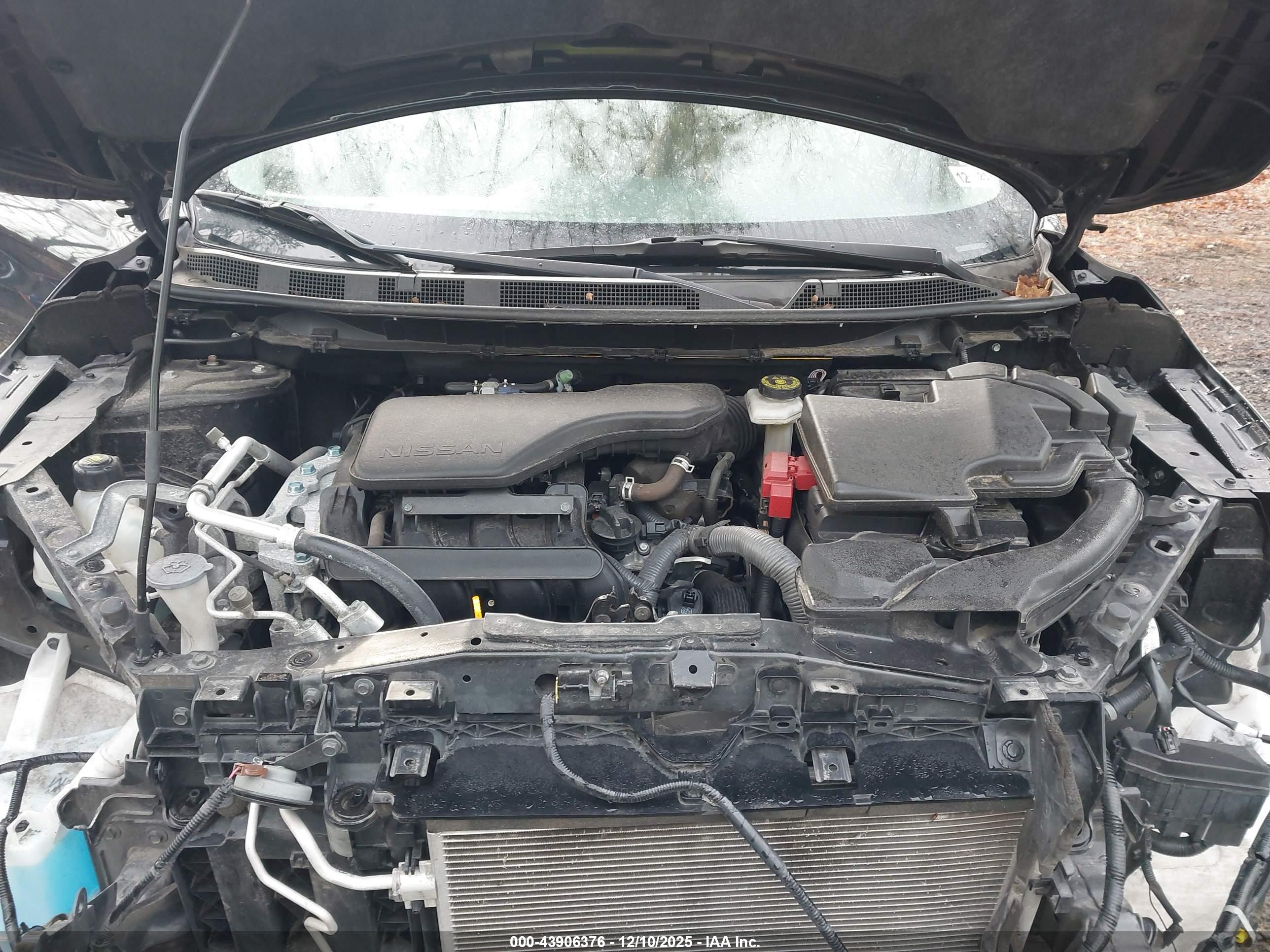 NISSAN ROGUE image 10