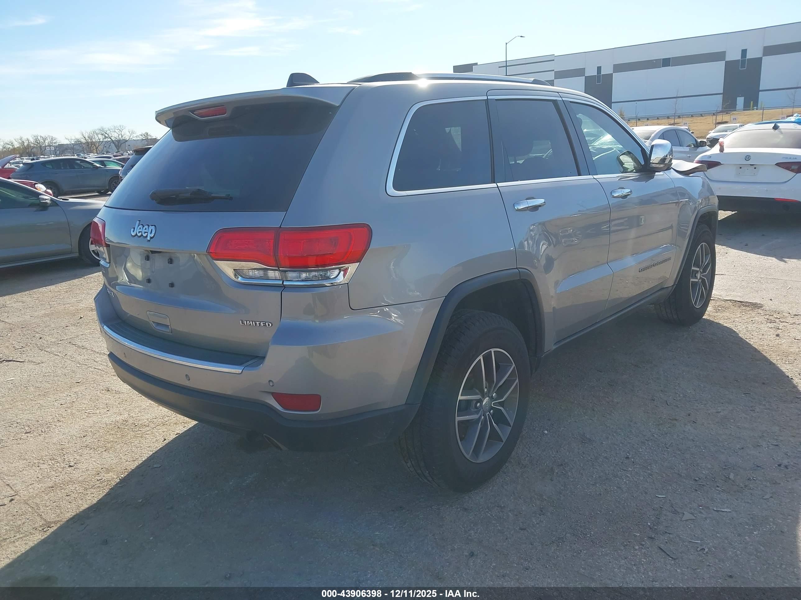 JEEP GRAND image 4