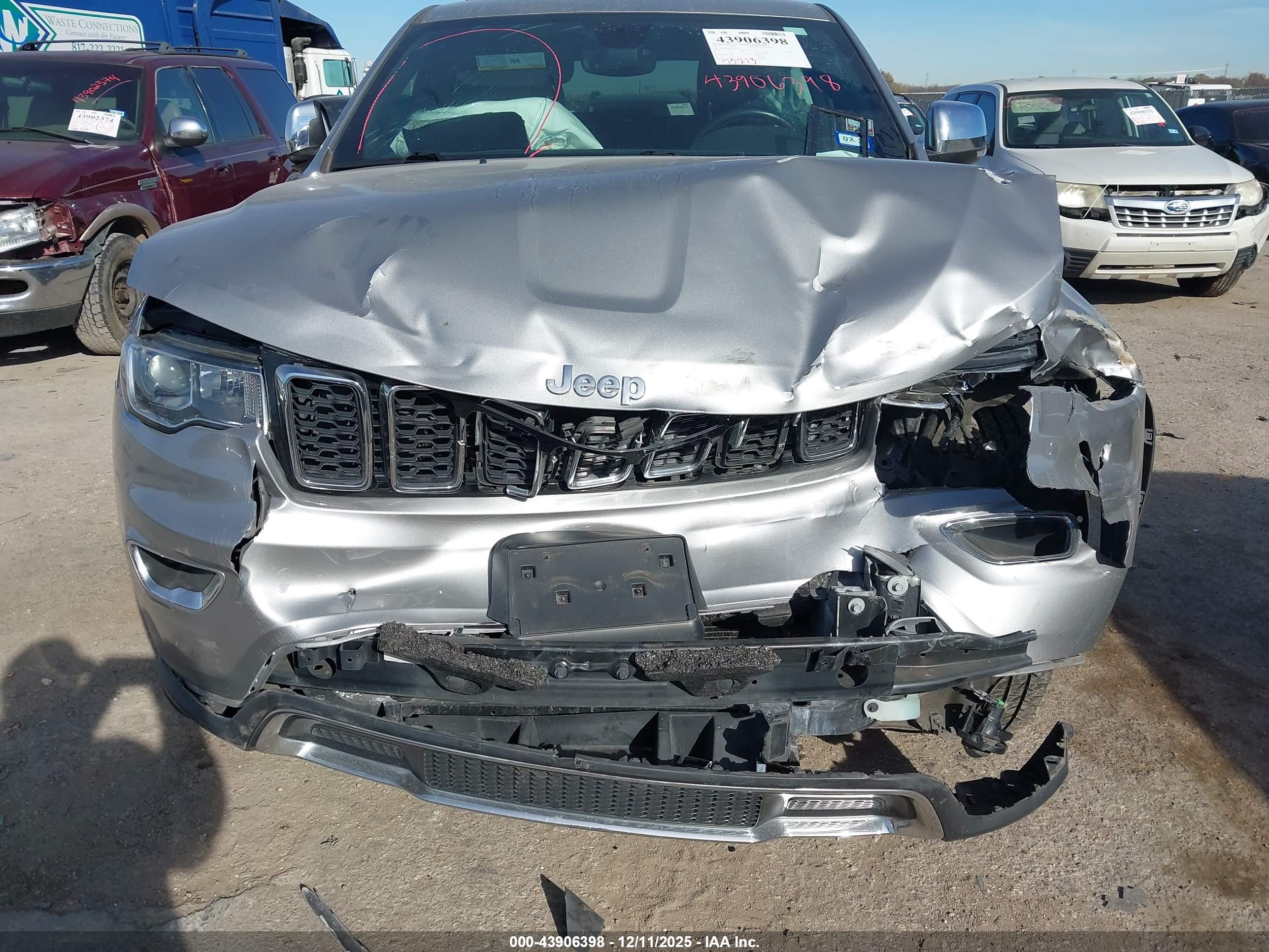 JEEP GRAND image 6