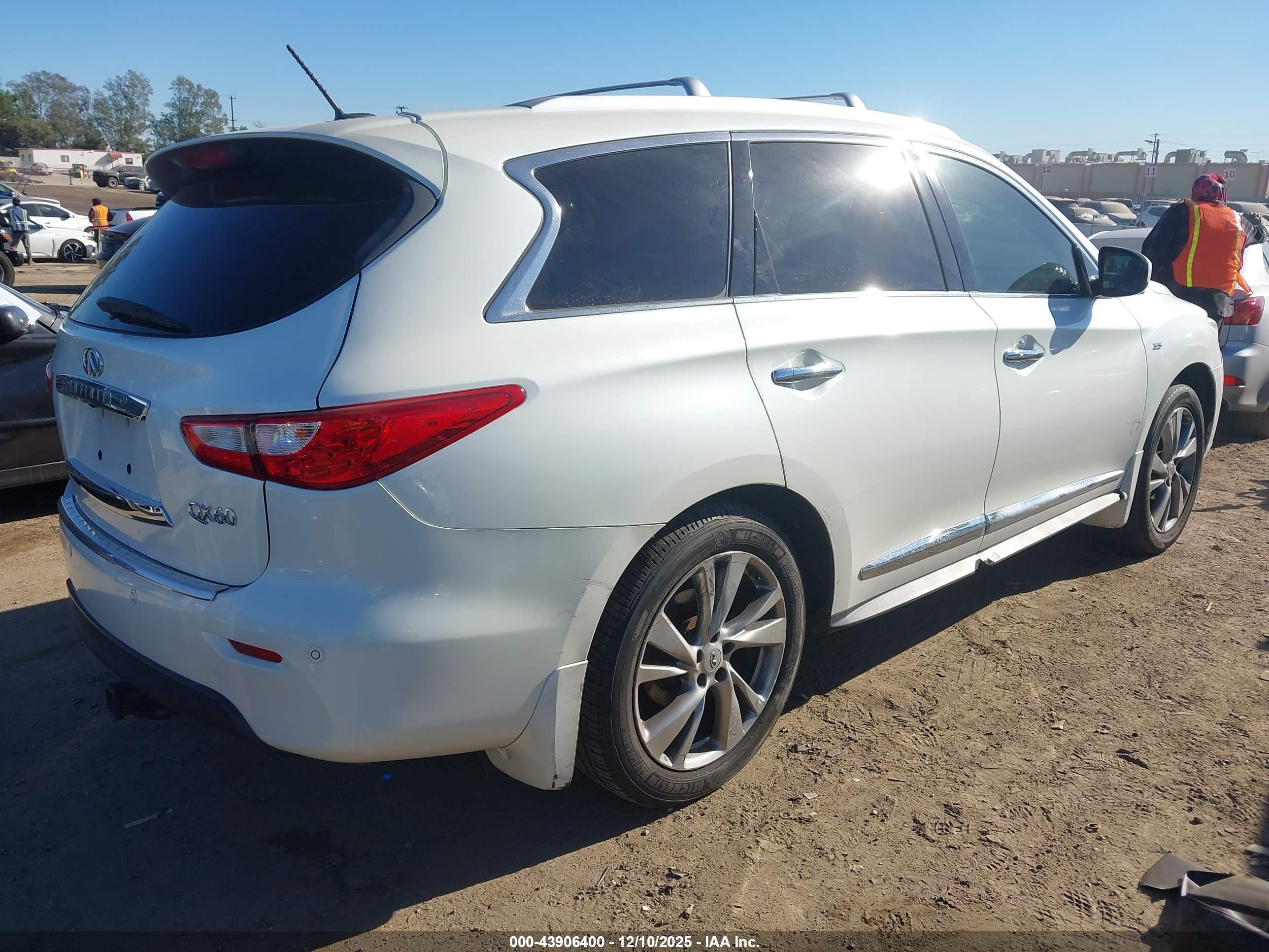 INFINITI QX60 image 4