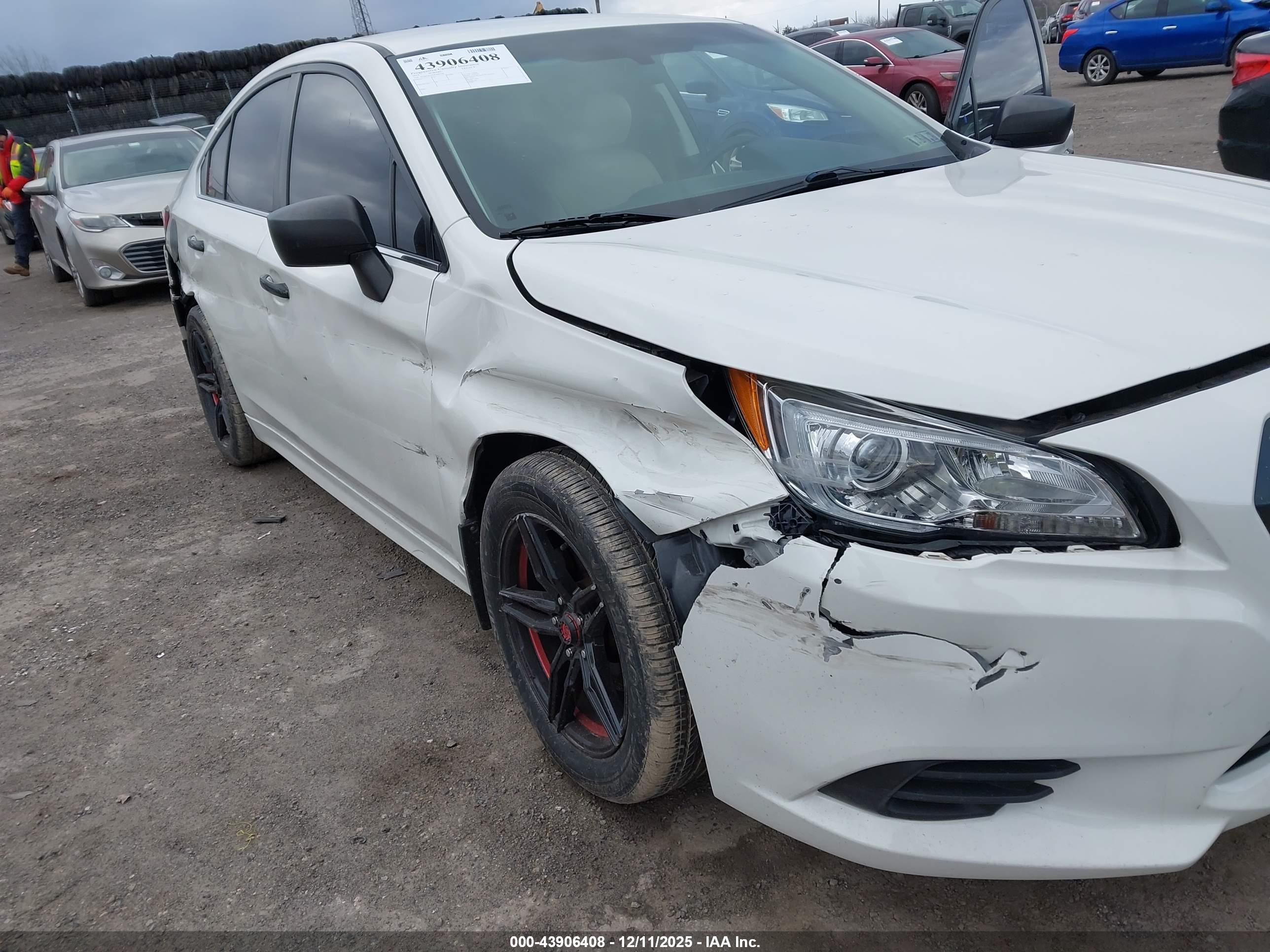 SUBARU LEGACY image 6