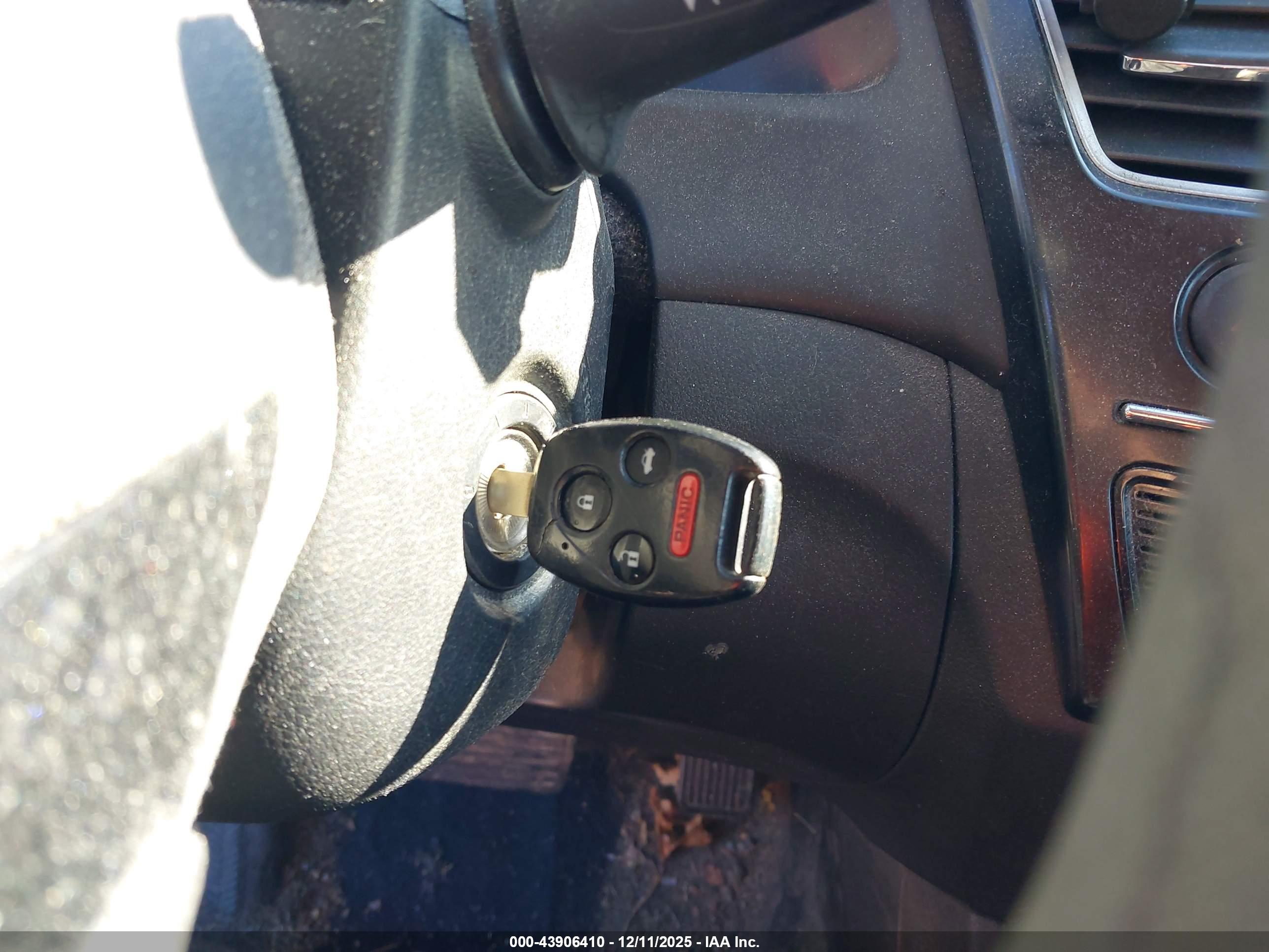 HONDA CIVIC image 11