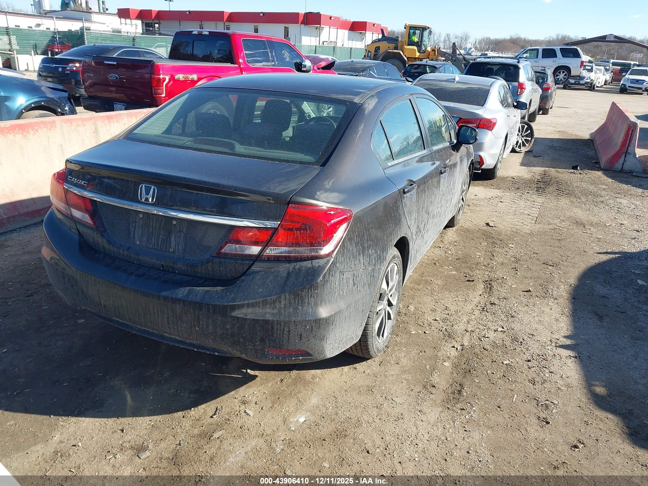 HONDA CIVIC image 4