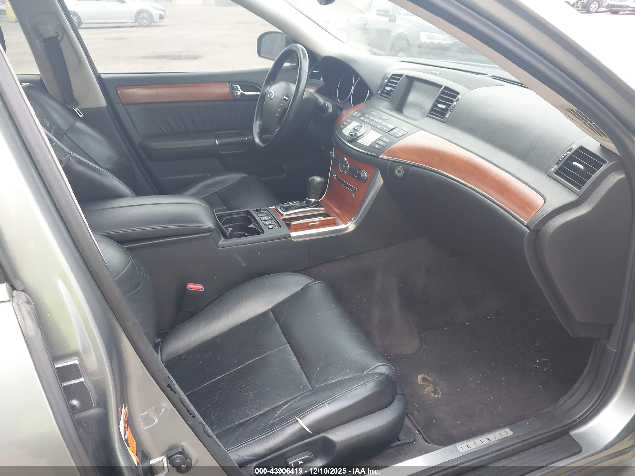INFINITI M35 image 5
