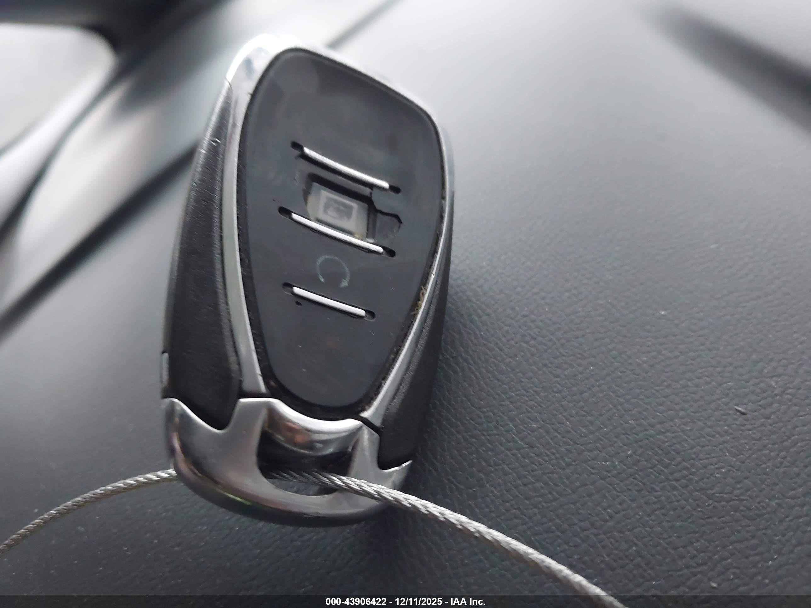 CHEVROLET BOLT image 11