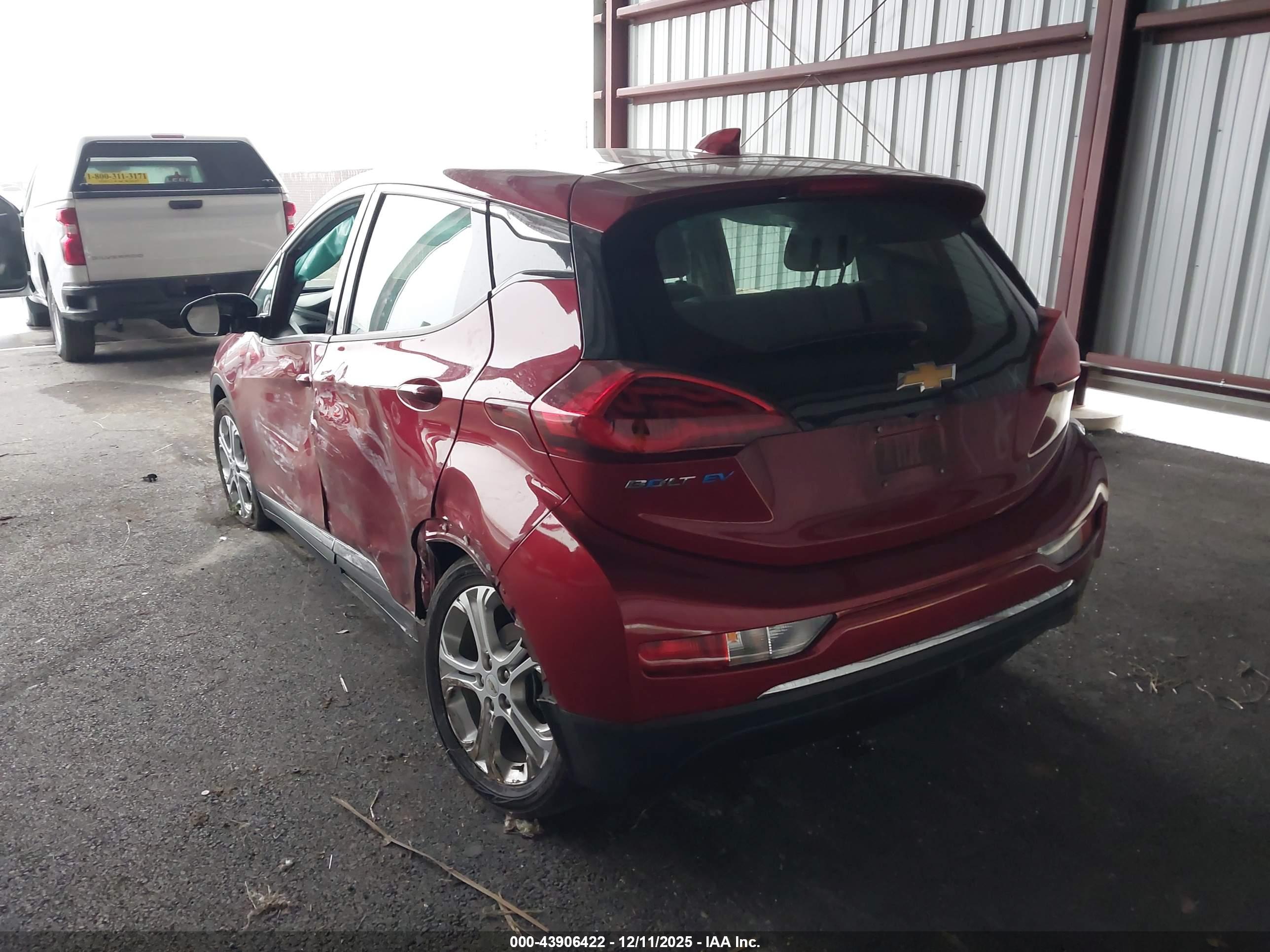 CHEVROLET BOLT image 3
