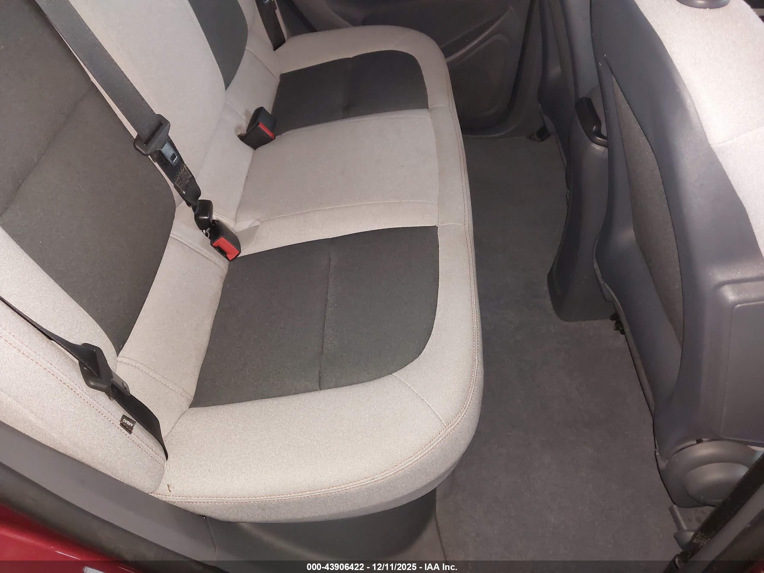 CHEVROLET BOLT image 8