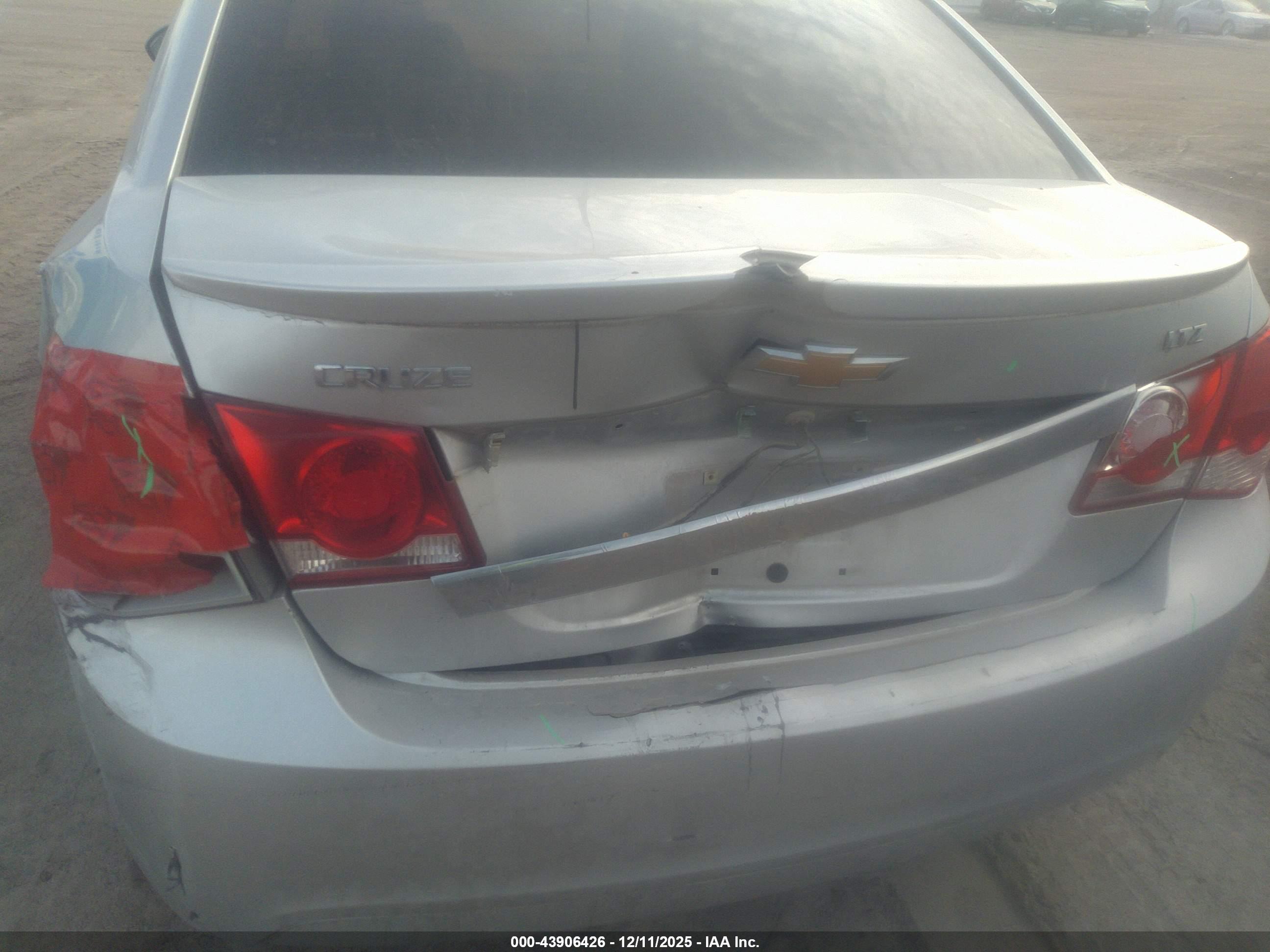 CHEVROLET CRUZE image 6