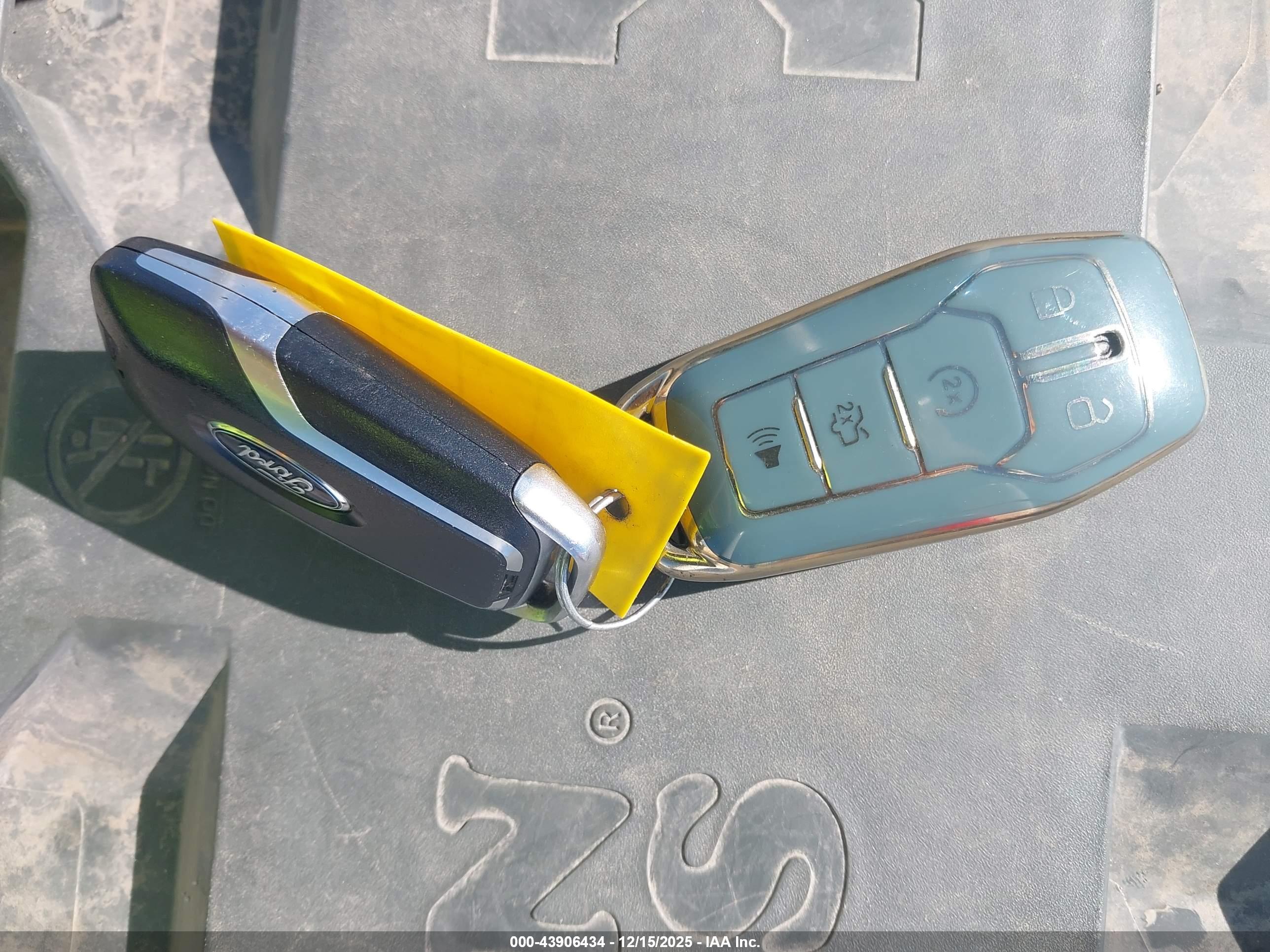 FORD EXPLORER image 11